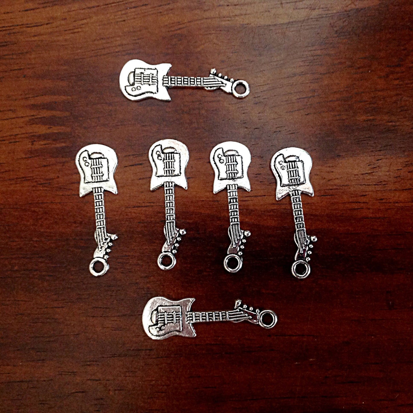 20pcs, Guitar Charms, Antique Silver Charms, Silver Guitar Charms, Rock and Roll Charms, Crafts and Jewelry Supplies and Findings