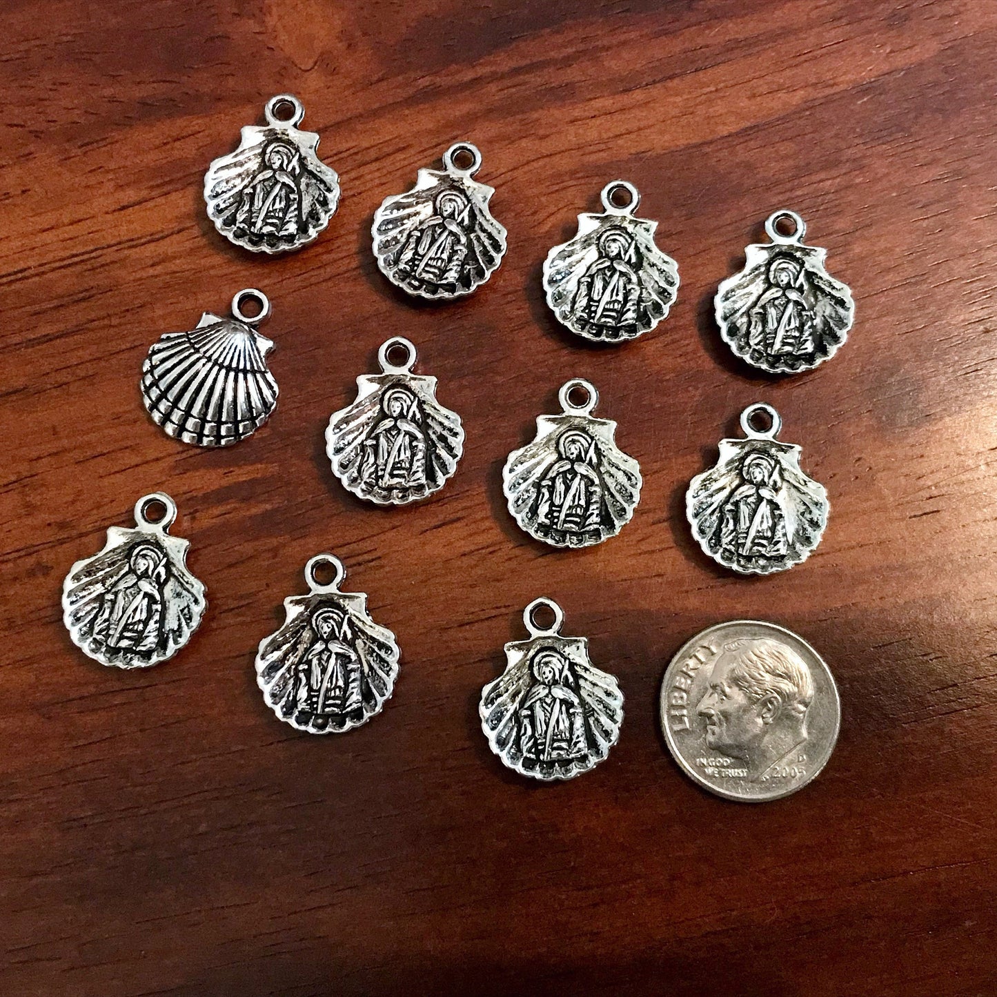 Saint James Medals, 20pcs, Shell Charms, St. James Charms, St James Medal, Scallop Symbol, Catholic Medals, Religious Medals, Rosary Charms
