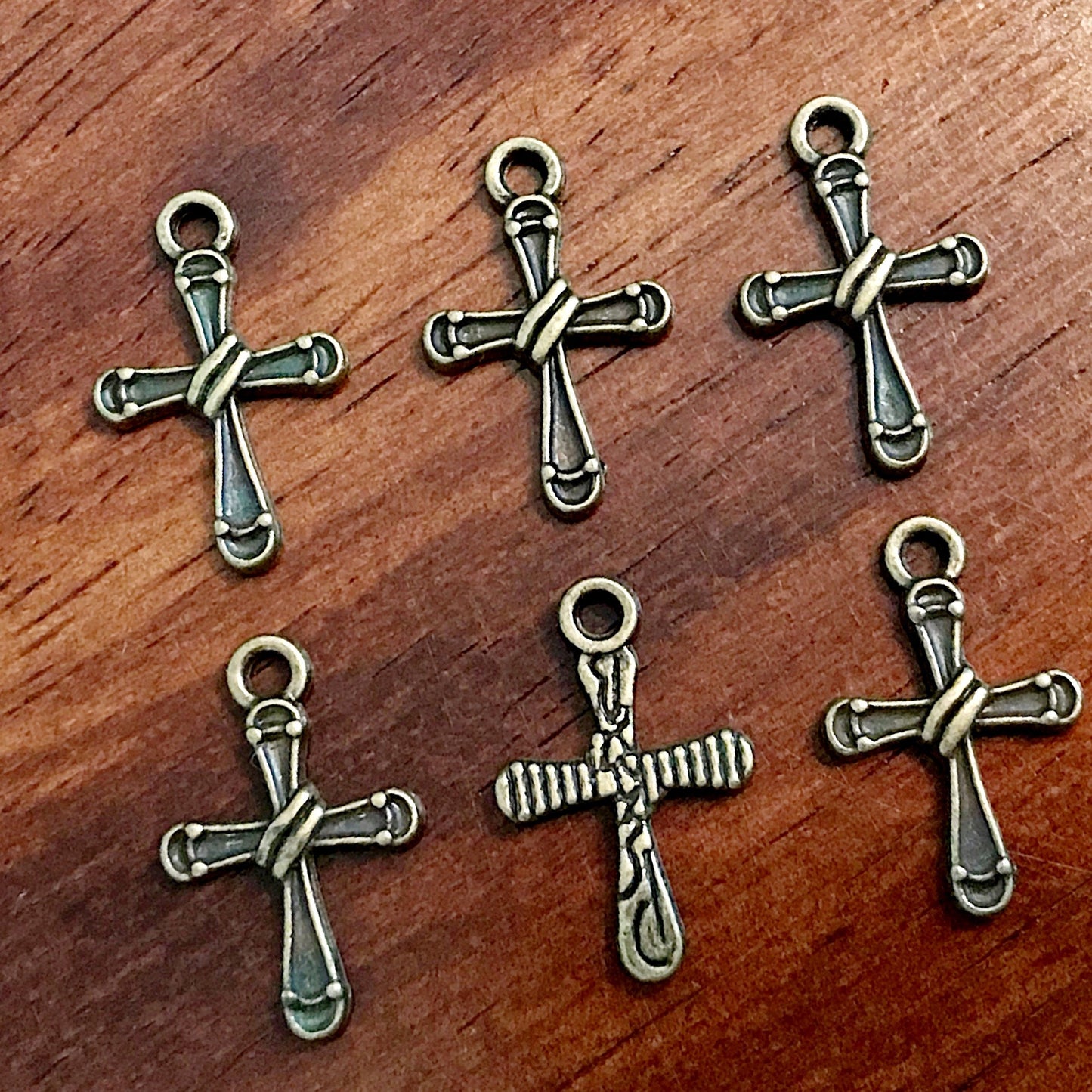 25pcs, Cross Charms, Antique Bronze Charms, Crucifix Charms, Beautiful Cross Charms, Fancy Cross Charms, Bronze Cross Pendants, Finding