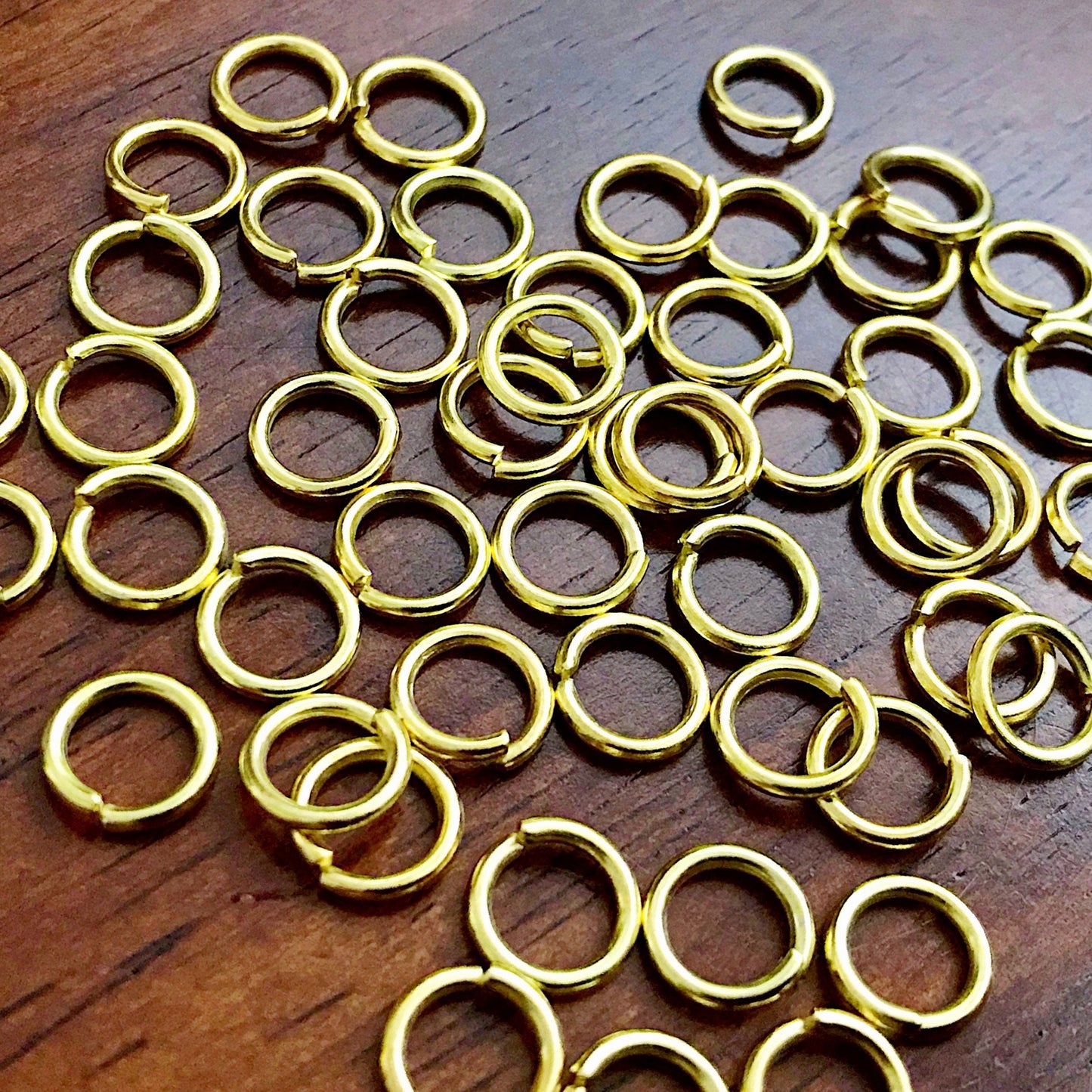 100pcs, 8x1mm Strong Jump Rings, 8 x 1mm Gold Tone Jump Rings, Heavy Duty 8mm x 1mm Jumprings, Industrial Strength Jump Rings, Findings