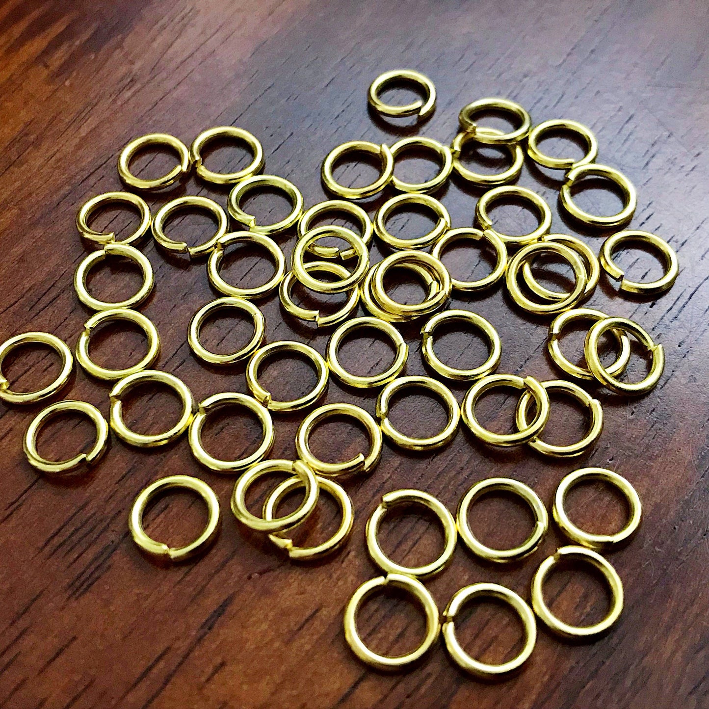 100pcs, 8x1mm Strong Jump Rings, 8 x 1mm Gold Tone Jump Rings, Heavy Duty 8mm x 1mm Jumprings, Industrial Strength Jump Rings, Findings