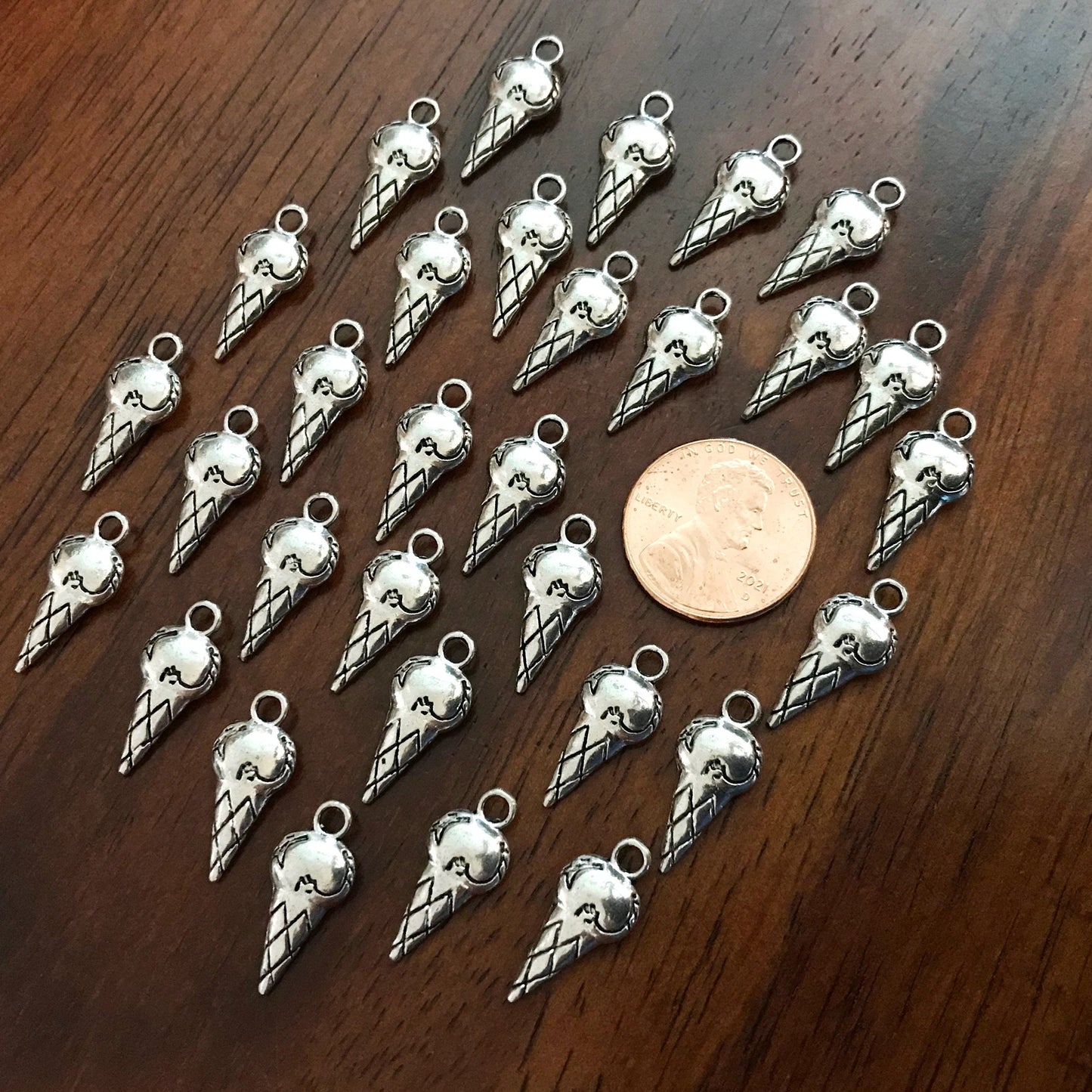 20 Ice Cream Cone Charms, Ice Cream Bar Charms, Ice Cream Charms, Popsicle Charms, Antique Silver Ice Cream Charms, Fudge Popsicle, Findings