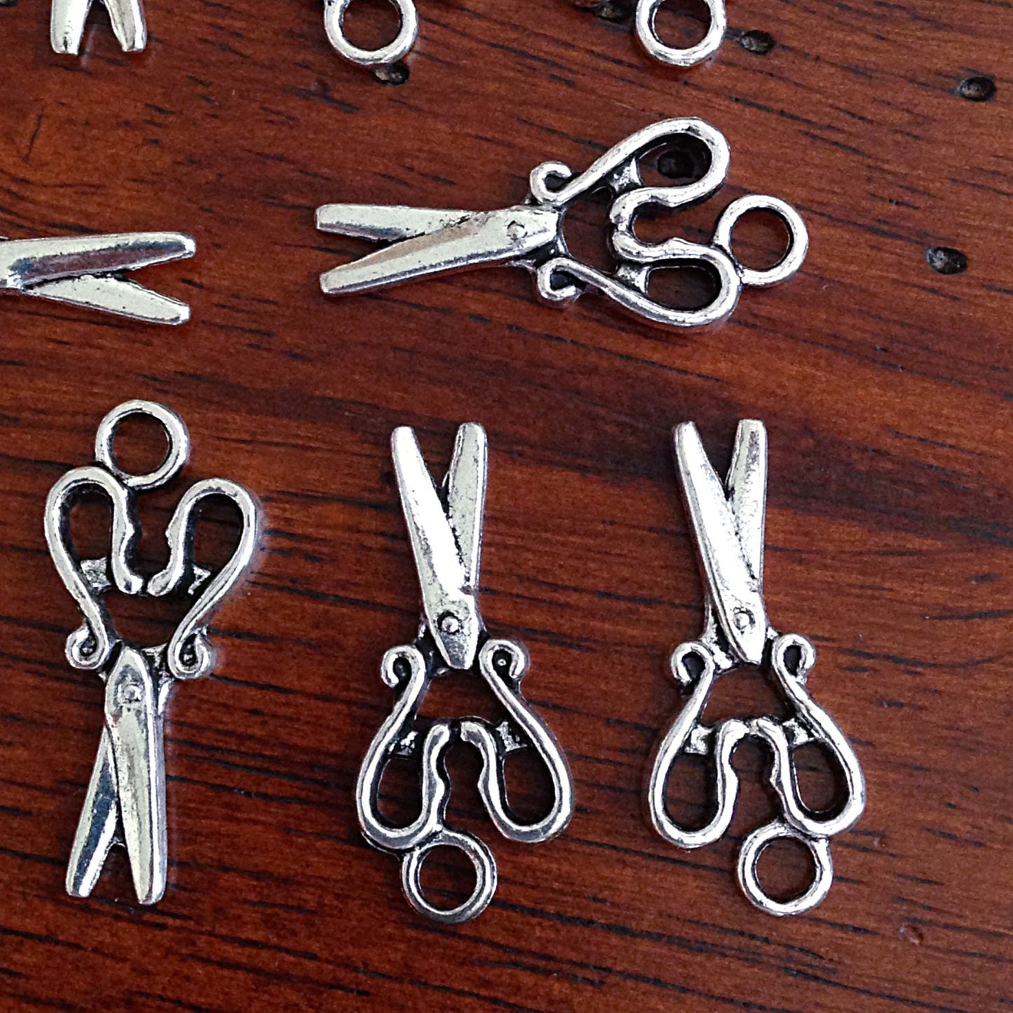 20 Scissors Charms, Charms Bulk, Charms, Silver Scissors, Sewings Charms, Scissors Charms, Findings, Jewelry and Craft Supplies