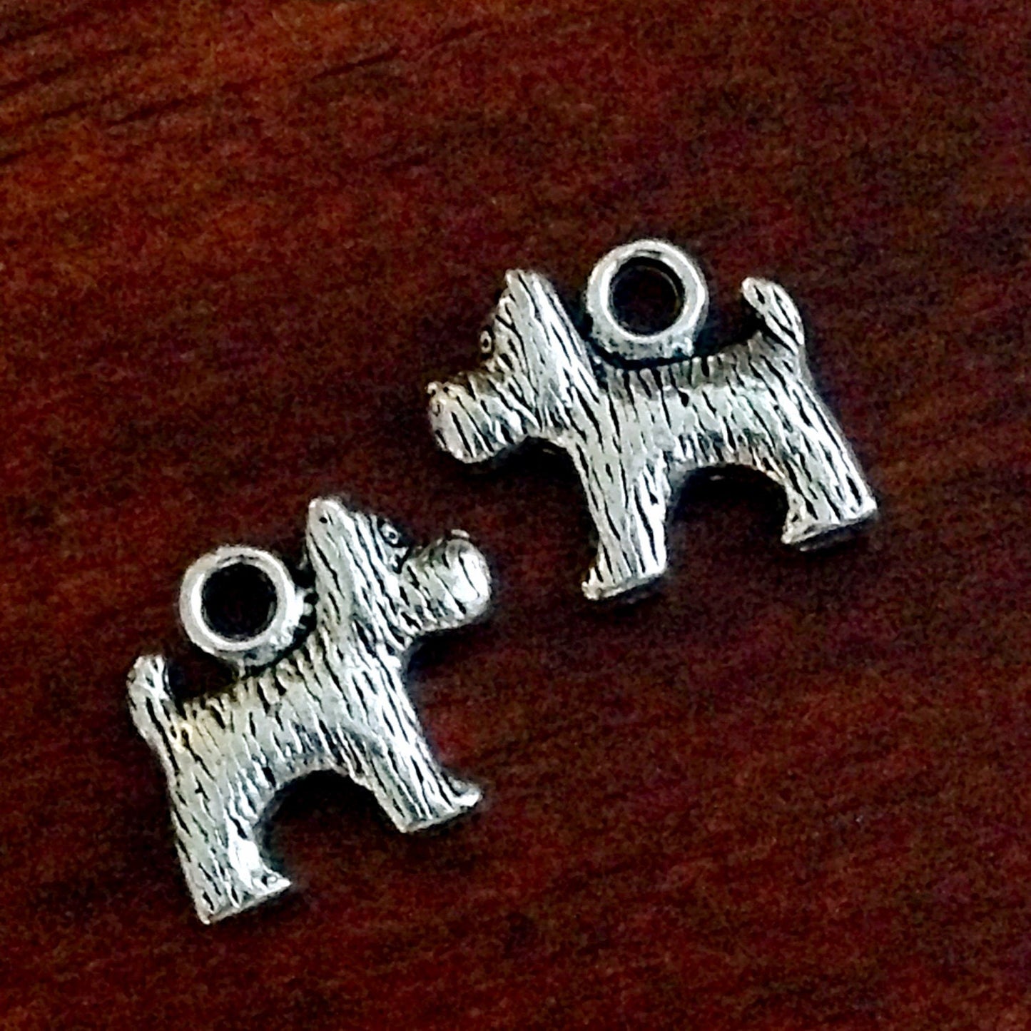 20pcs Dog Charms, Antique Silver Charms, Yorkie Charms, Yorkshire Charms, Puppy Charms, Pet Charms, Silver Doggy Charms, Findings