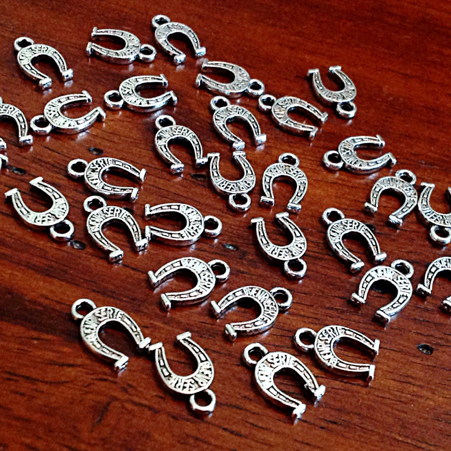 25pcs Silver Horseshoe Charms, Antique Silver Charms, Horseshoe Charms, Tiny Horseshoe Charms, Craft and Jewelry Supplies, Findings