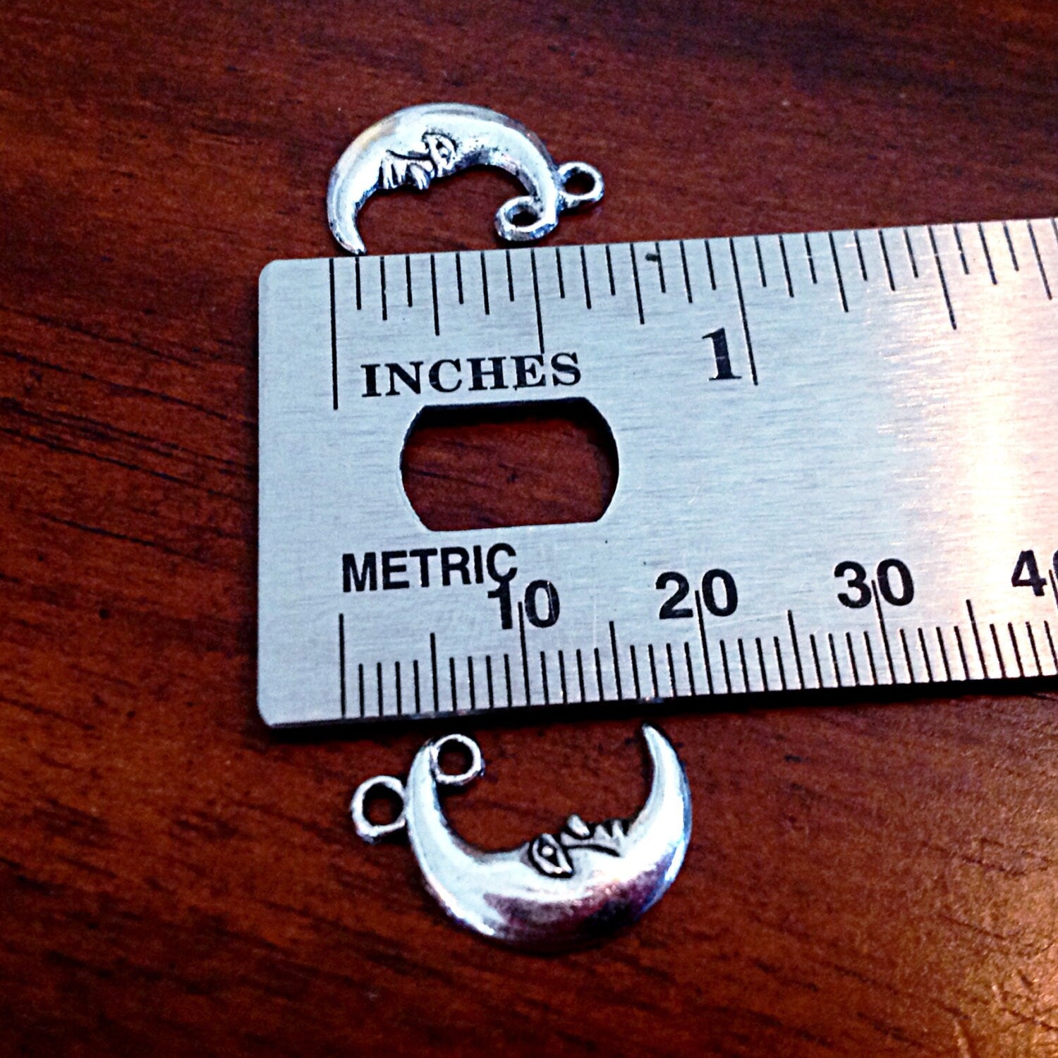 25pcs Crescent Moon Charms, Silver Moon Charms, Moon Charm, Moon Jewelry, Baby Charms, Moon Pendants, Jewelry and Craft Supplies, Findings