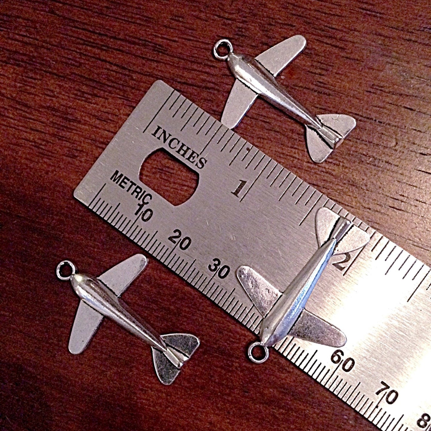 5 Airplane Charms, Antique Silver Charms, Airplane Pendants, 3D Airplane, Silver Airplane Charms, Craft and Jewelry Supplies, Findings