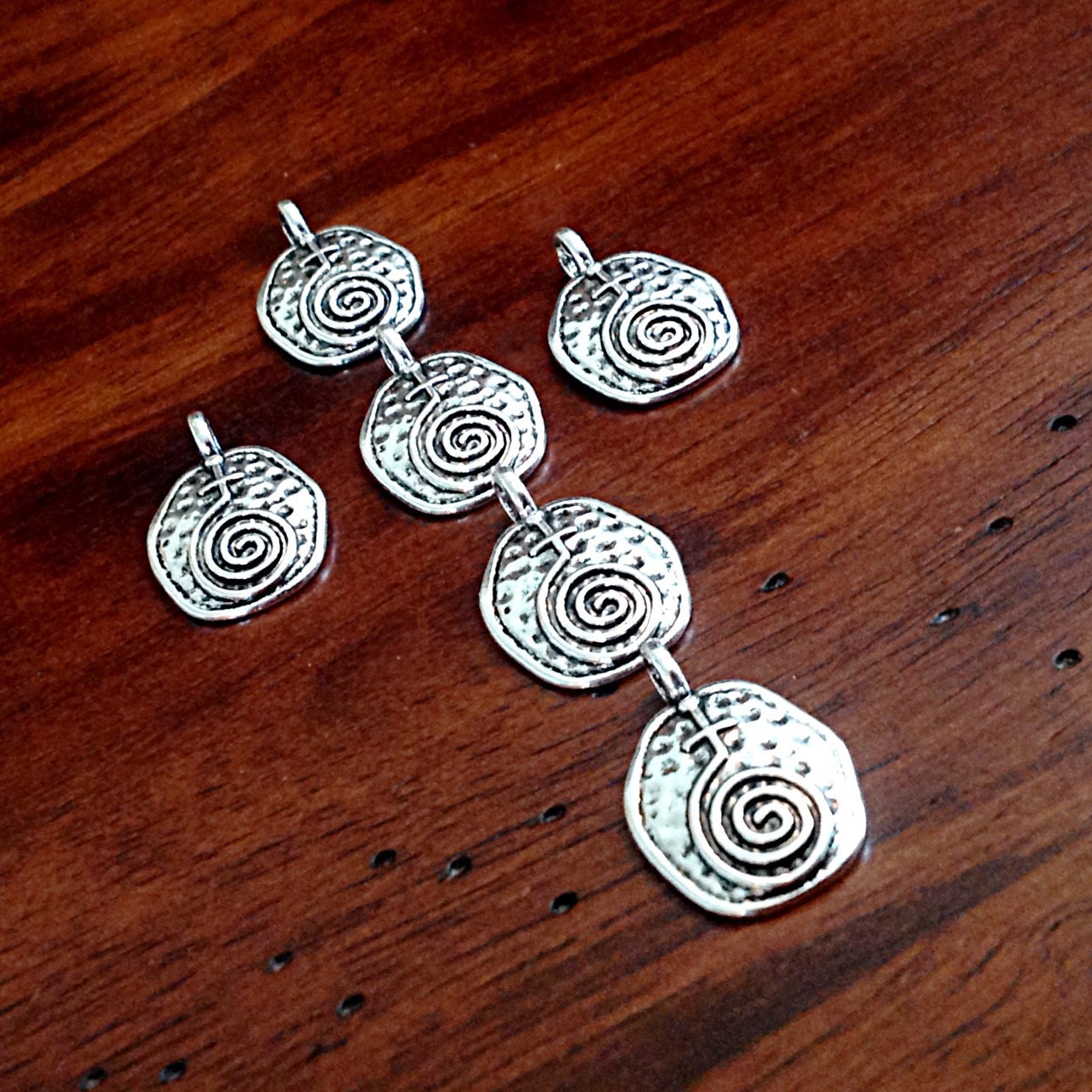 30pcs, Hammered Cross Charms, Antique Silver Cross Charms, Round Cross Charms, Inside Cross Pendants, Spiral Cross Charms, DIY, Findings