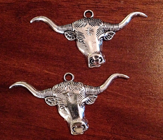 4 Longhorn Charms, Antique Silver Charms, Longhorn Pendants, Cow Charms, Bull Charms, Western Charms, Craft and Jewelry Supplies, Findings