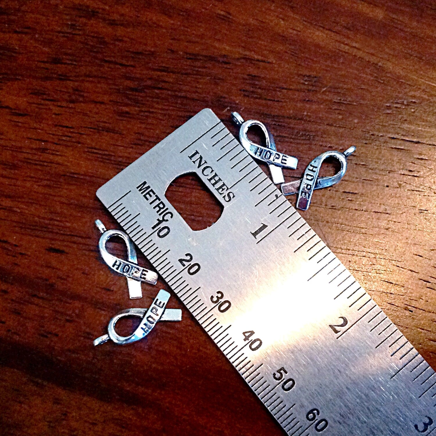 Bulk 50, Hope Ribbon Charms, Silver Ribbon Charms, Cancer Awareness Charms, Hope Ribbon Charms, Jewelry and Craft Supplies, Findings