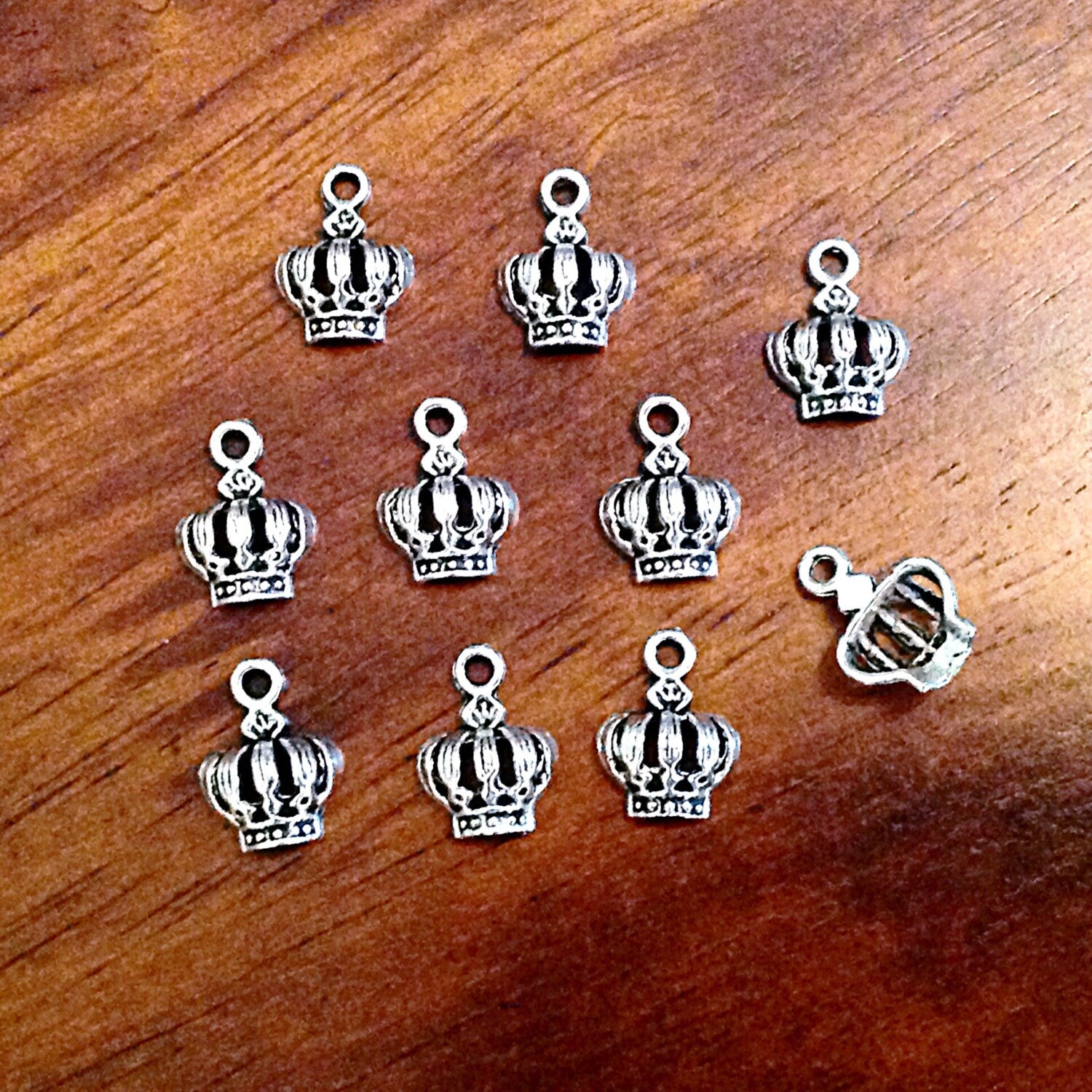 Bulk 25 Crown Charms, Princess Charms, Antique Silver Charms, Baby Shower Charms, Baby Crown Charms, Tiny Crown Charm, Findings, Crafts