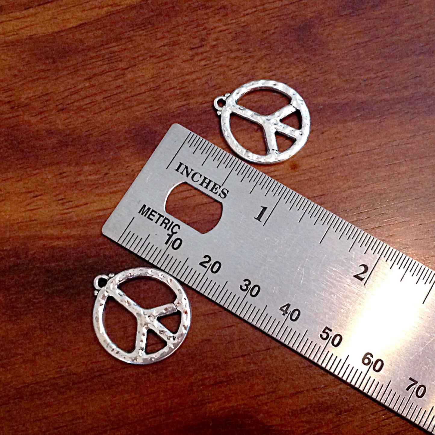 Bulk 25pcs, Peace Sign Charms, Antique Silver Charms, Silver Peace Charms, Yoga Charms, Zen Charms, Jewelry and Craft Supplies, Findings