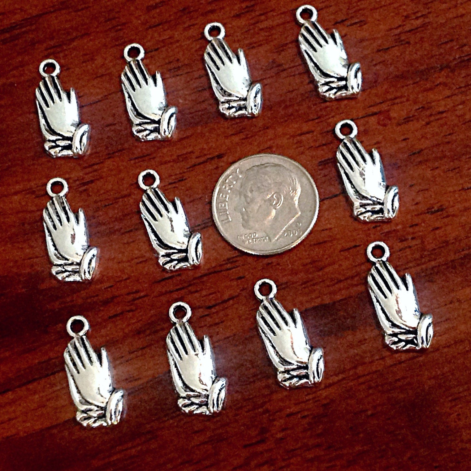 25pcs, Praying Hand Charms, Praying Hands Charms, Armor of God Charms, Hand Charms, Religious Charms, Findings, Craft and Jewelry Supplies