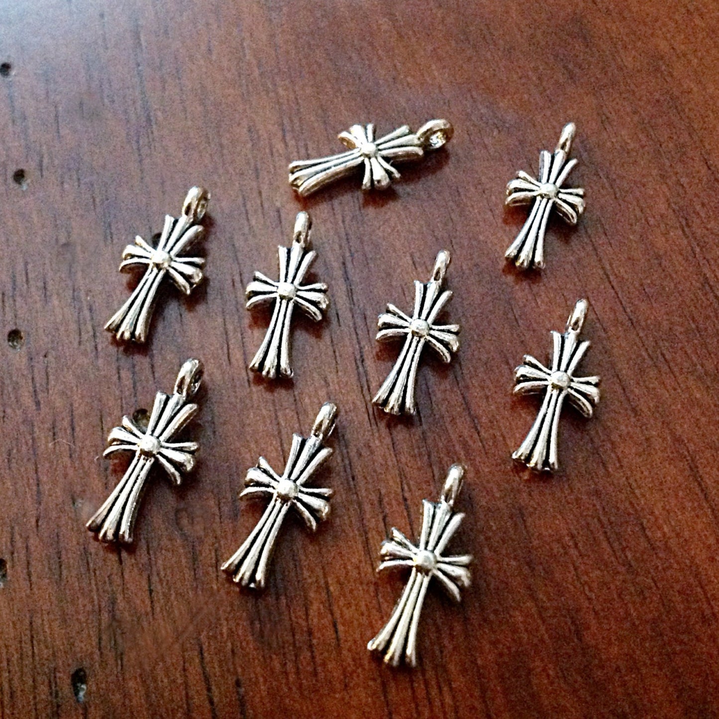 Bulk 30 Silver Cross Charms, Antique Silver Charms, Cross Charms, Double Sided Cross Charms,Tiny Cross, Jewelry And Craft Supplies, Findings