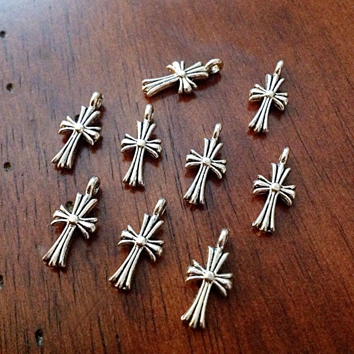 Bulk 30 Silver Cross Charms, Antique Silver Charms, Cross Charms, Double Sided Cross Charms,Tiny Cross, Jewelry And Craft Supplies, Findings