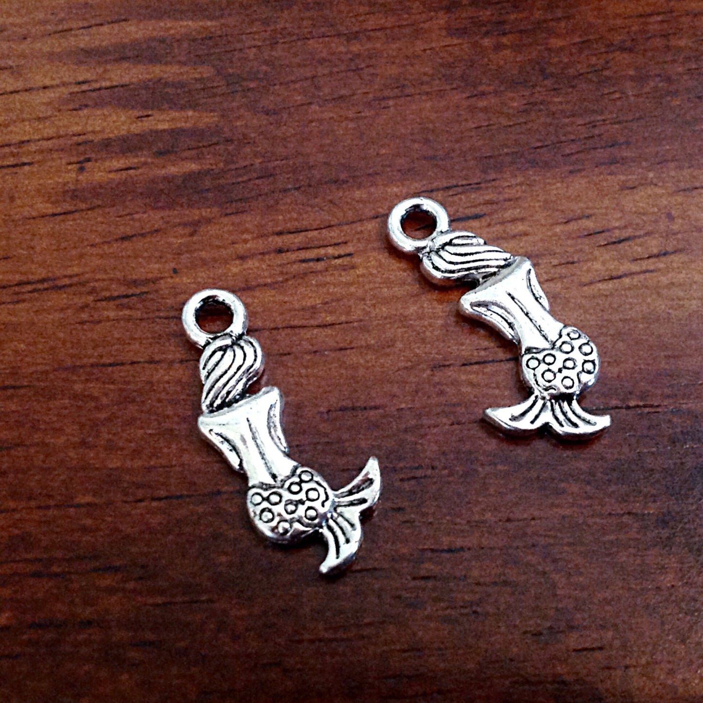 25pcs, Mermiad Charms, Antique Silver Charms, Silver Mermaid Charms, Double Sided Mermaid Charms, Fish Charms, Crafts and Jewelry Supplies