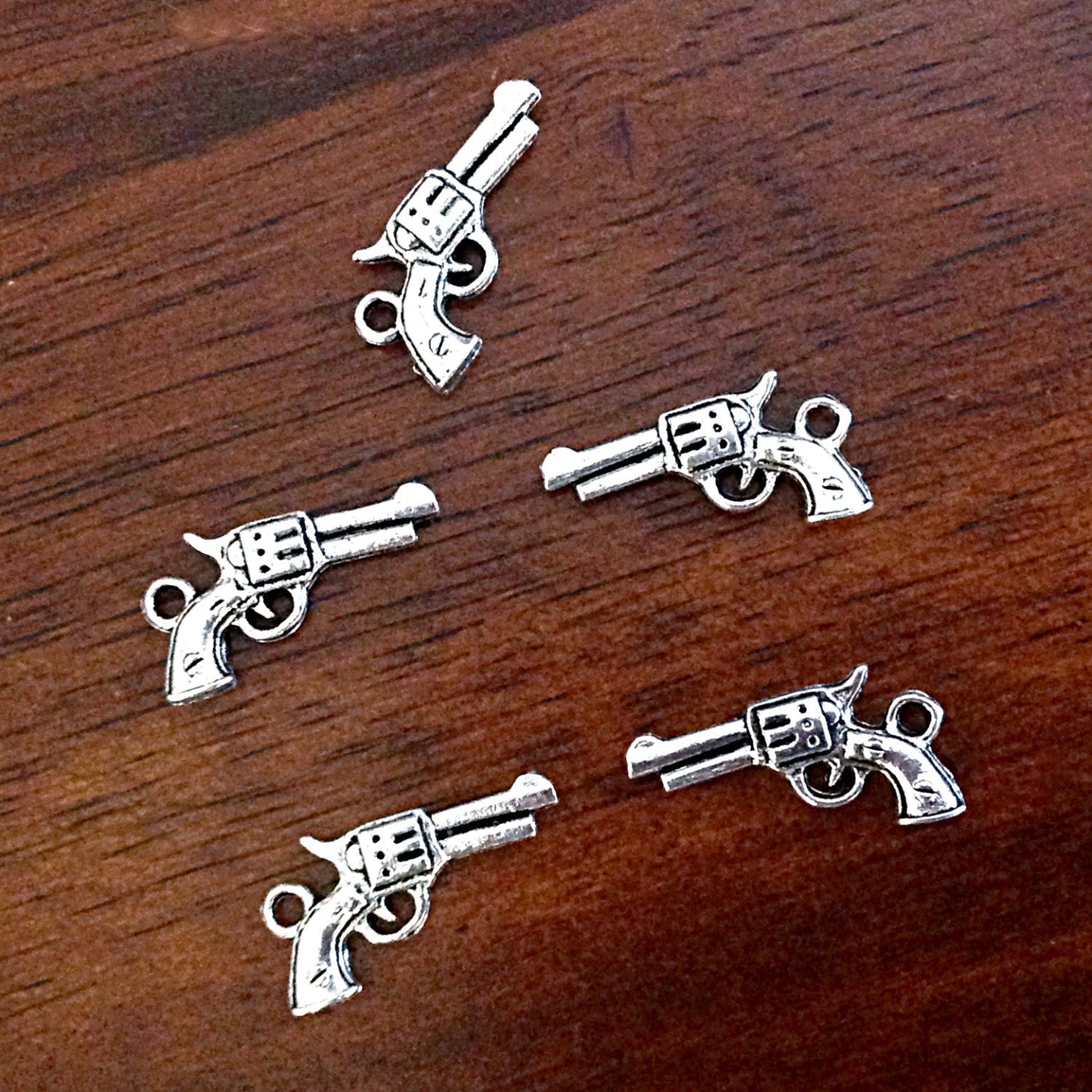 20pcs, Pistol Charms, Antique Silver Charm, 3D Pistol Charms, Gun Charms, Double Sided Gun Charms, Jewelry and Craft Supplies, Finding