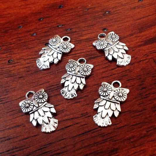 25pc Owl Charms, Antique Silver Charms, Owl, Owl Charms, Hoot Owl Charms, Baby Owl Charms, Bird Charms, Jewelry and Craft Supplies, Findings