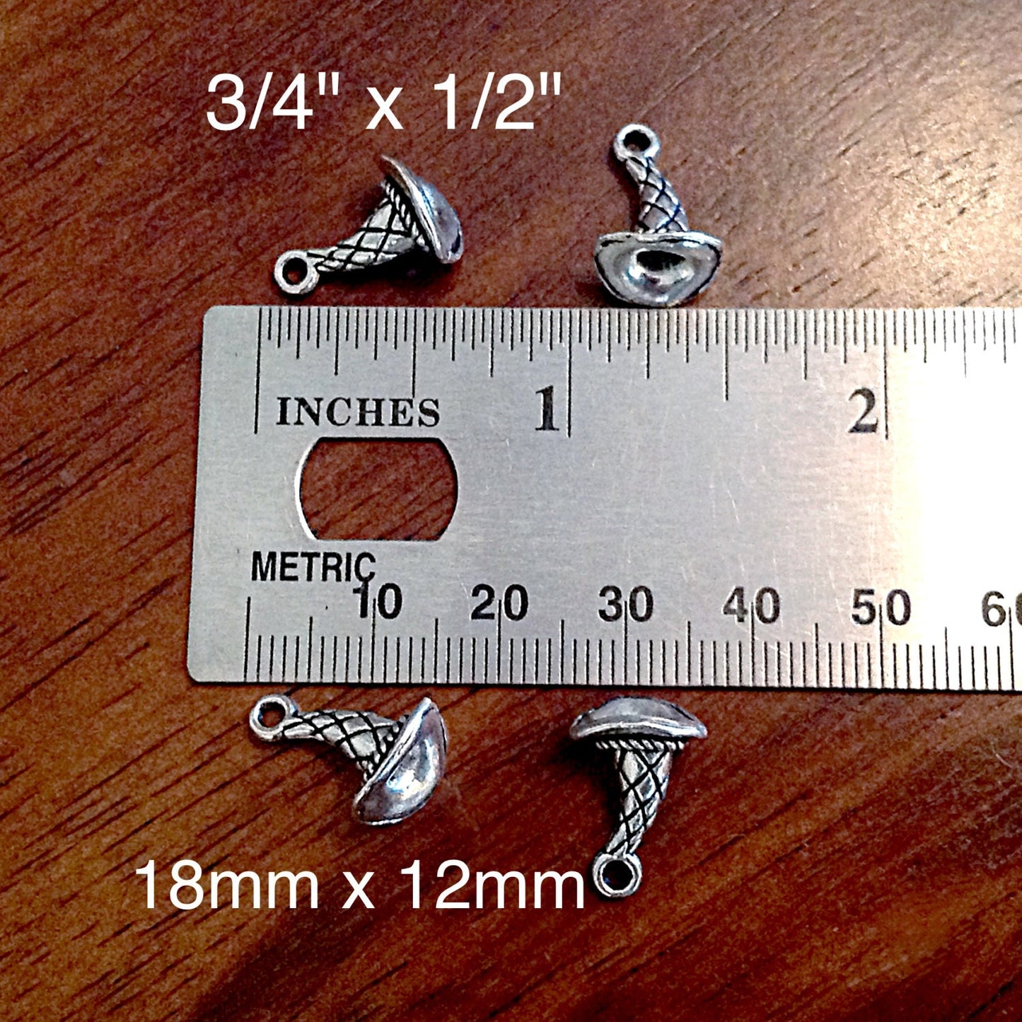 20 pcs Witch Hat Charms, Antique Silver Charms, 3-D Witch Hat Charms, Witch Charms, Wizard Hat Charms, Jewelry and Craft Supplies, Findings