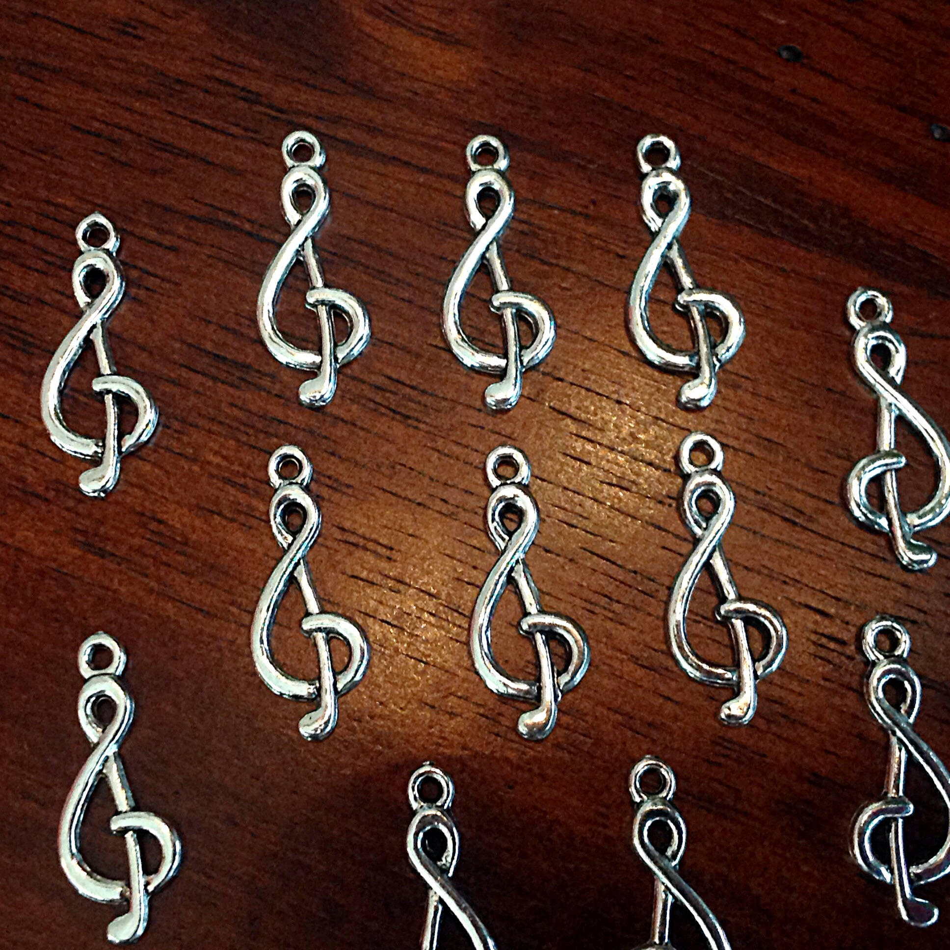 Bulk 20 Music Note Charms, Antique Silver Charms, Silver Music Charms, Treble Clef Charms, Crafts and Jewelry Supplies and Findings