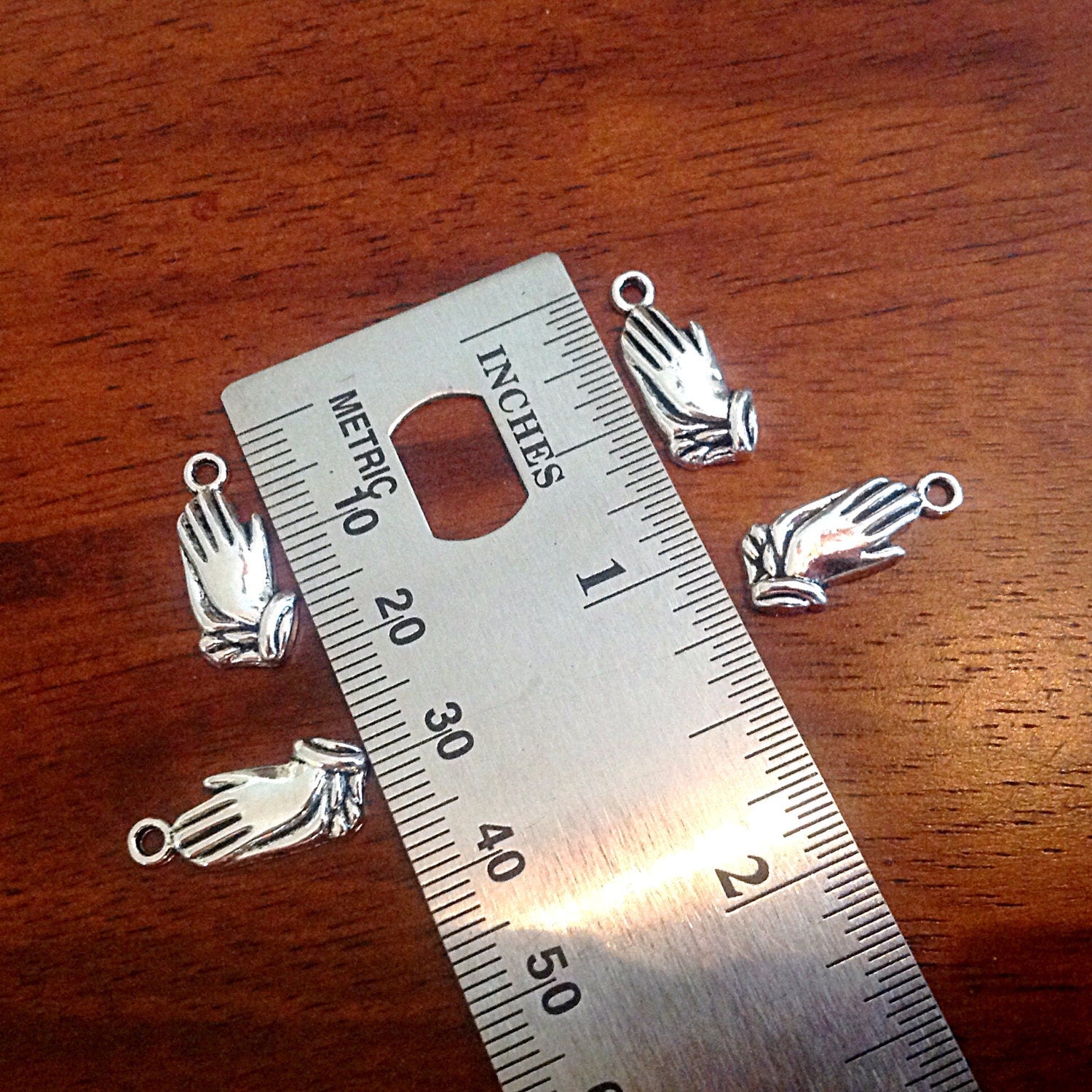 25pcs, Praying Hand Charms, Praying Hands Charms, Armor of God Charms, Hand Charms, Religious Charms, Findings, Craft and Jewelry Supplies
