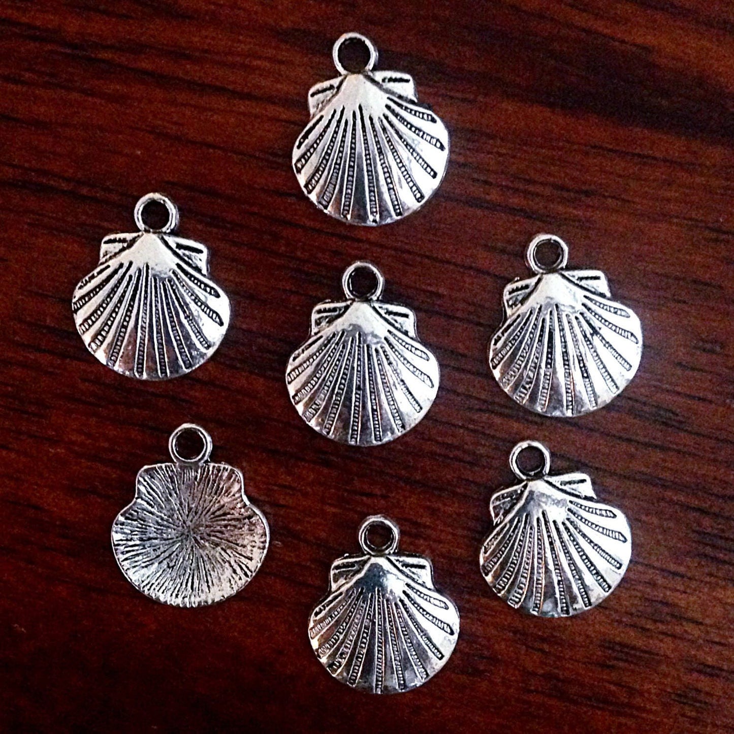 25pcs, Sea Shell Charms, Antique Silver Charms, Sea Shells, Silver Shell Charms, Starfish Shell Charms, Crafts and Jewelry Supplies