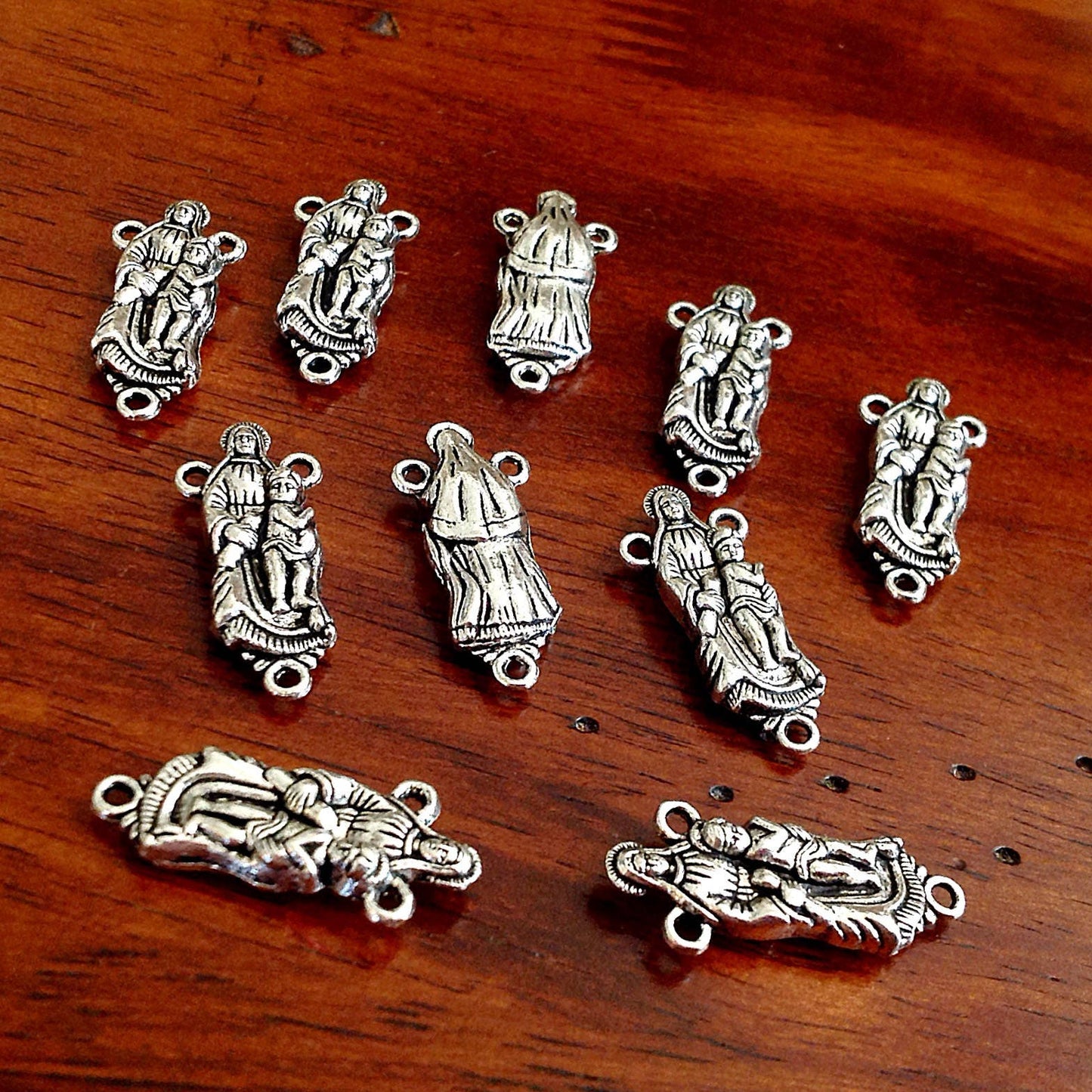 8pcs, 3 Loop Connectors, Rosary Centerpieces, Virgin Mary 3 Loops Connectors, Mary and Baby Jesus Charms, Rosary Connectors, Rosary Centers