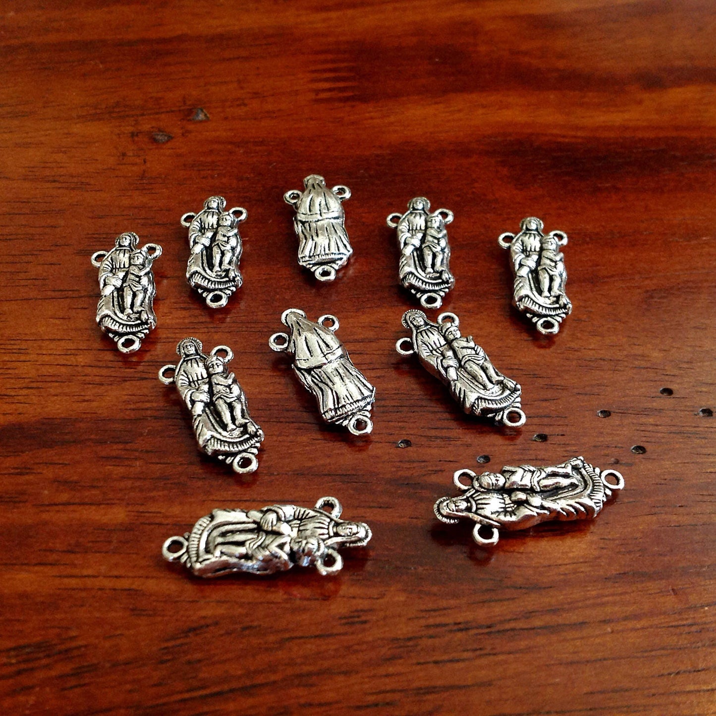 8pcs, 3 Loop Connectors, Rosary Centerpieces, Virgin Mary 3 Loops Connectors, Mary and Baby Jesus Charms, Rosary Connectors, Rosary Centers