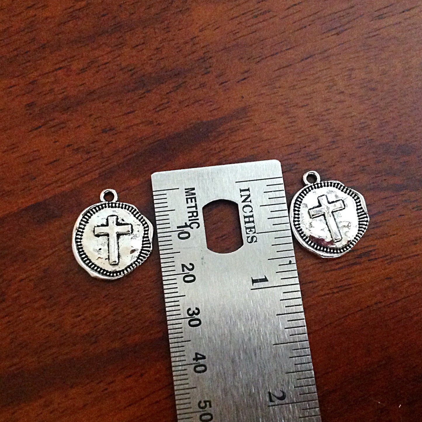 40pcs, Hammered Cross Charms, Antique Silver Cross Charms, Round Cross Charms, Disc Cross Charms, Coin Cross Charms, DIY Jewelry, Findings