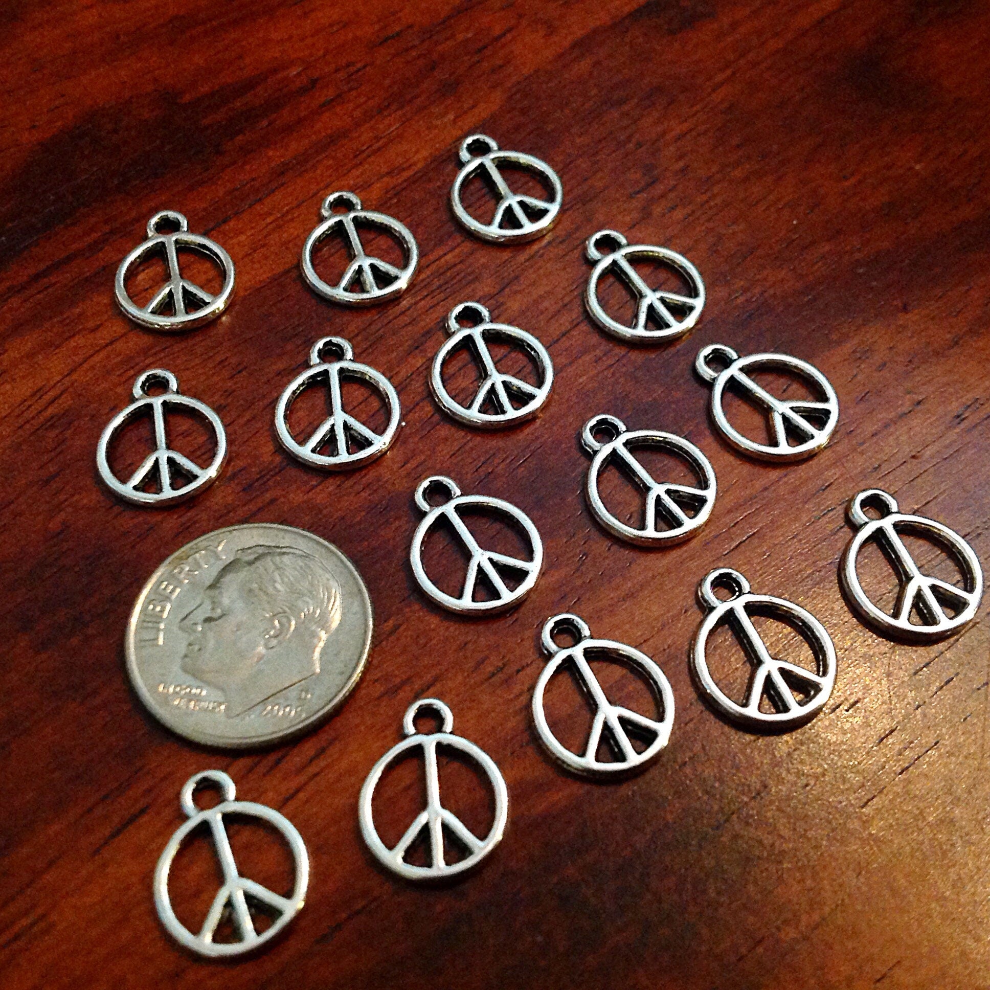 50pcs, Peace Sign Charms, Antique Silver Charms, Small Peace Charms, Yoga Charms, Zen Charms, Jewelry and Craft Supplies, Findings