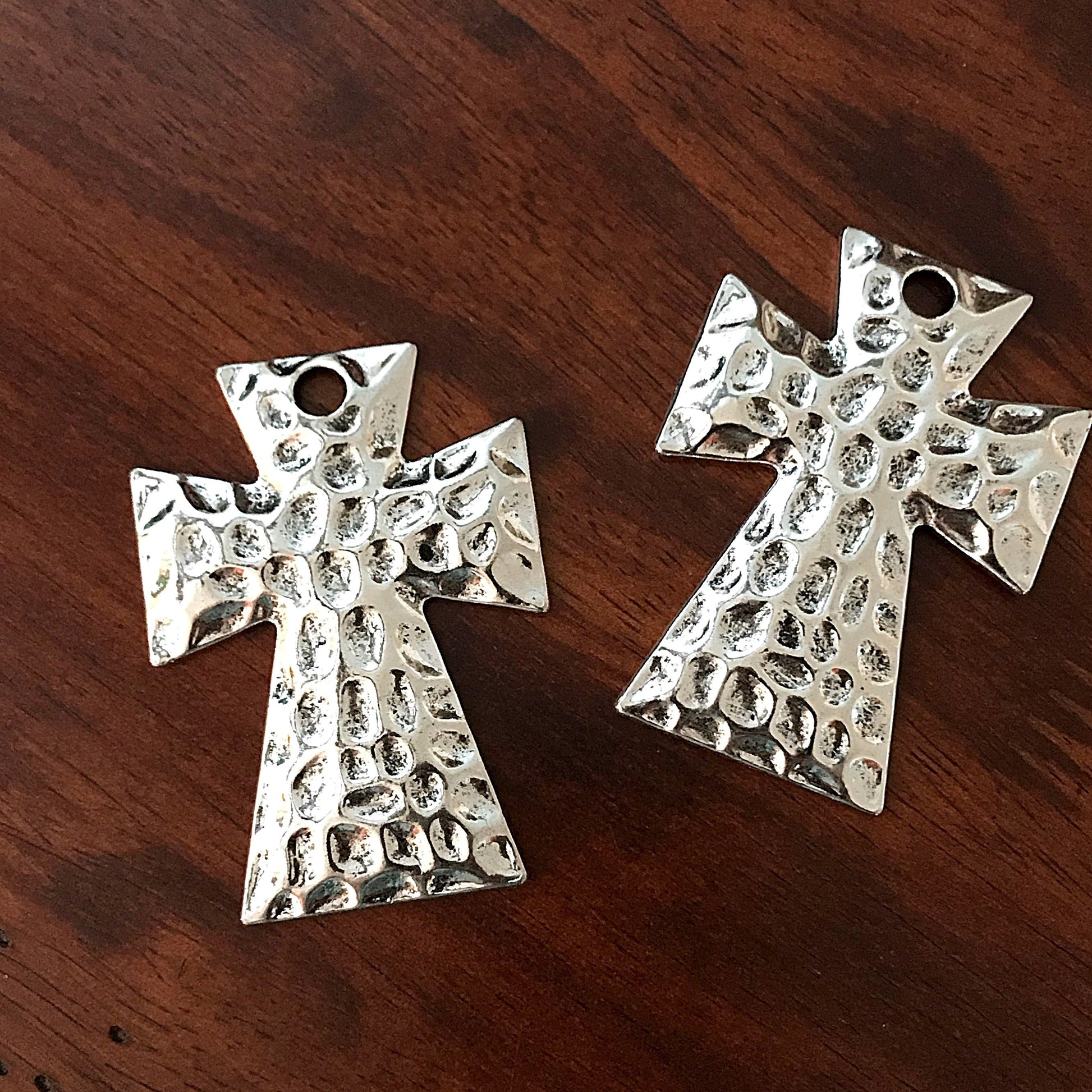 2pcs, Large Silver Cross Pendants, Hammered Metal Cross, Antique Silver Cross, Heavy Silver Cross Pendnat, Large Cross Charms,