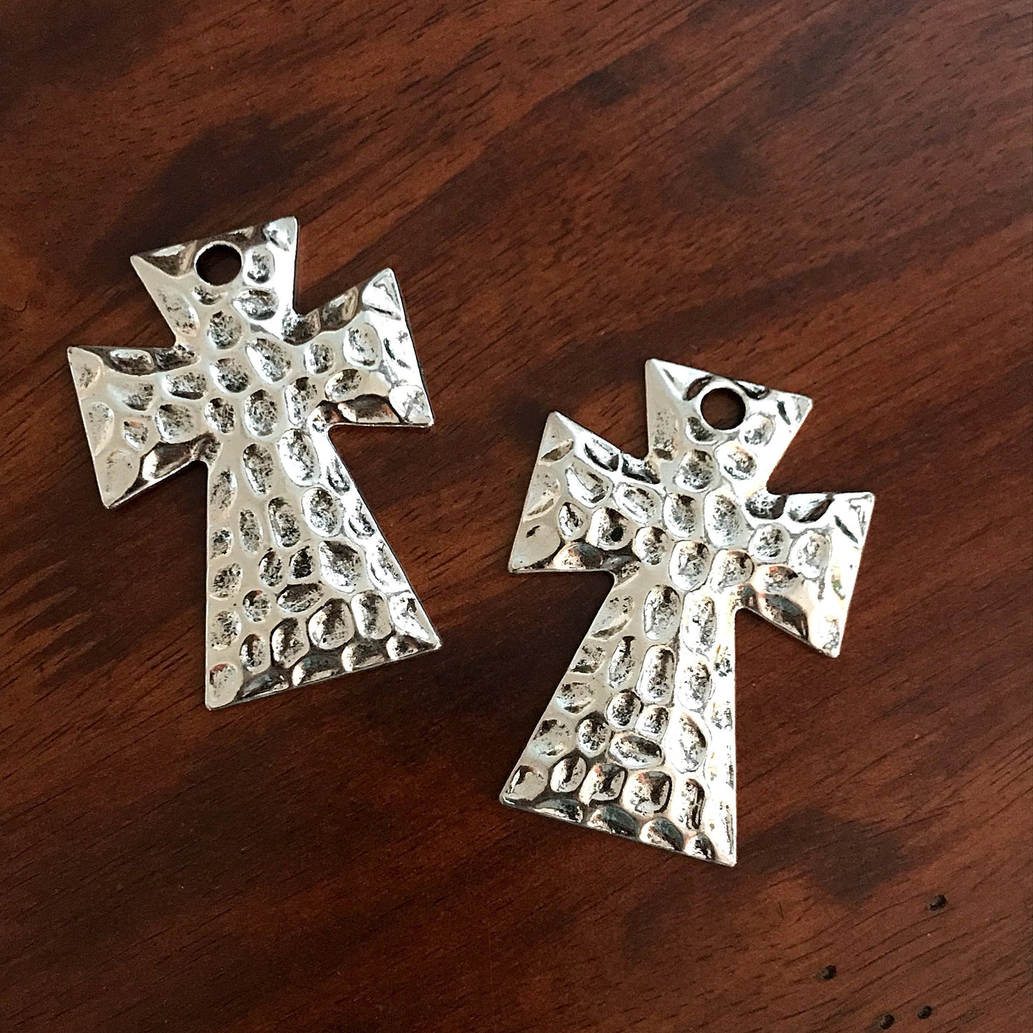 2pcs, Large Silver Cross Pendants, Hammered Metal Cross, Antique Silver Cross, Heavy Silver Cross Pendnat, Large Cross Charms,