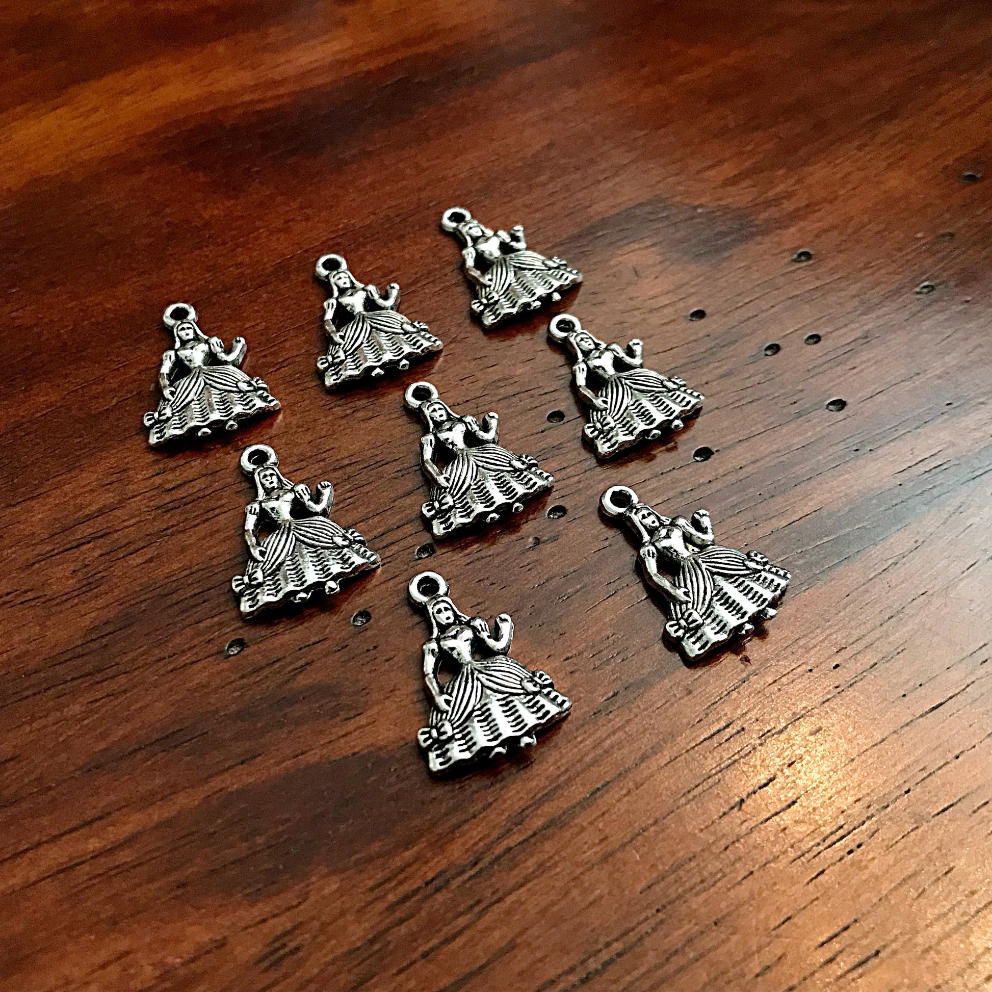 25pcs, Quinceañera Dress Charms, Antique Silver Dress Charms, Quinceañera Charms, Princess Dress Charms, Birthday Dress Charms, Findings