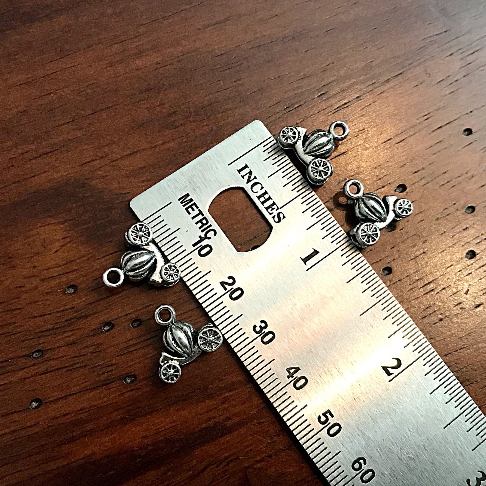 10pcs Pumpkin Carriage Charms, Antique Silver Charms, 3-D Pumpkin Carriage Charms, Cinderella Carriage Charms, Doublesided Charms, Findings