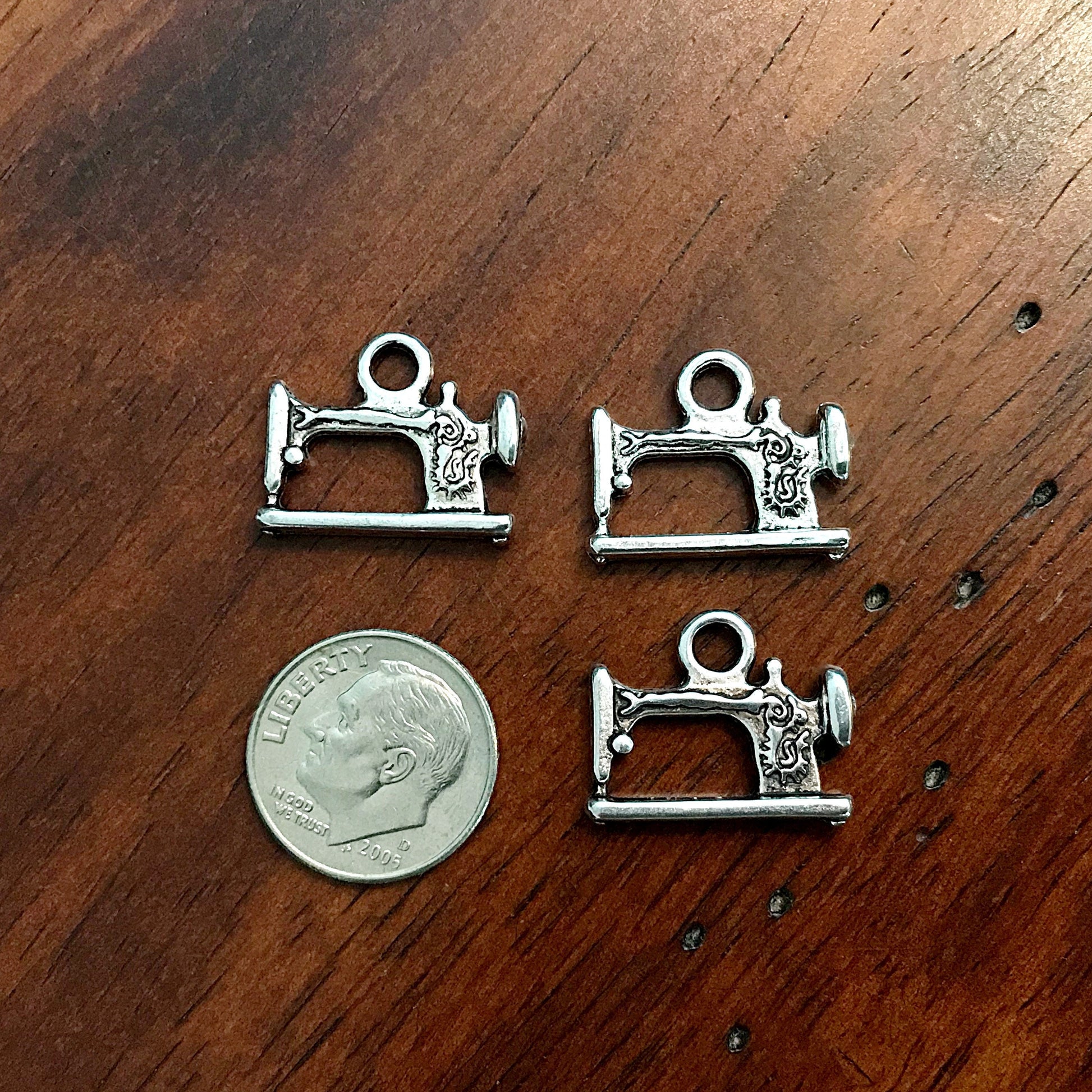 12pcs, Sewing Machine Charms, Sewing Charms, Quilting Charms, Antique Silver Charms, Sewing Machine Pendants, Scissor Charms, Findings