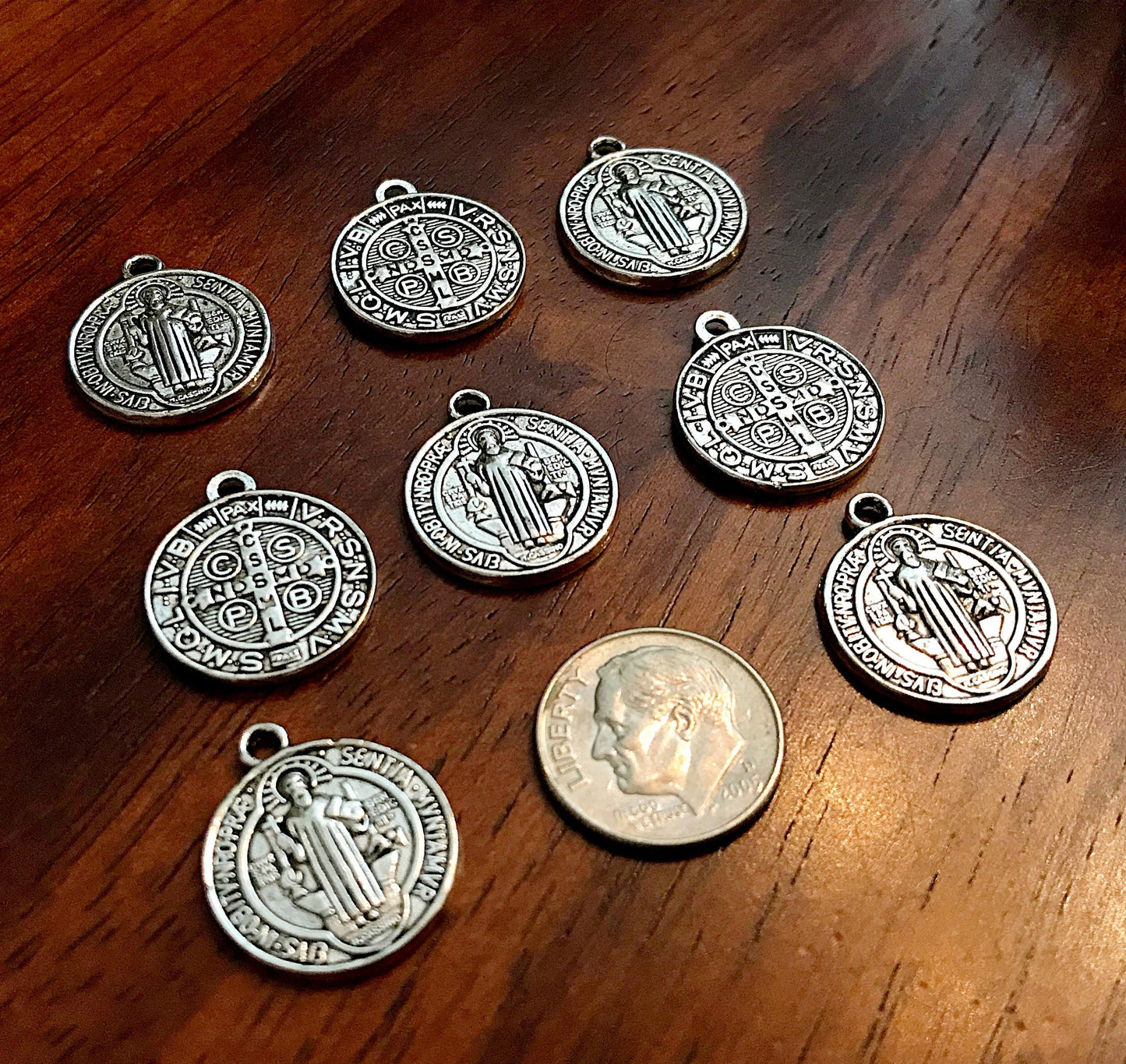 10pcs, Silver Saint Benedict Medal, Devil Chasing Medal, Protection Against Evil Amulet, Double Sided St Benedict Medals, 20mm in diameter