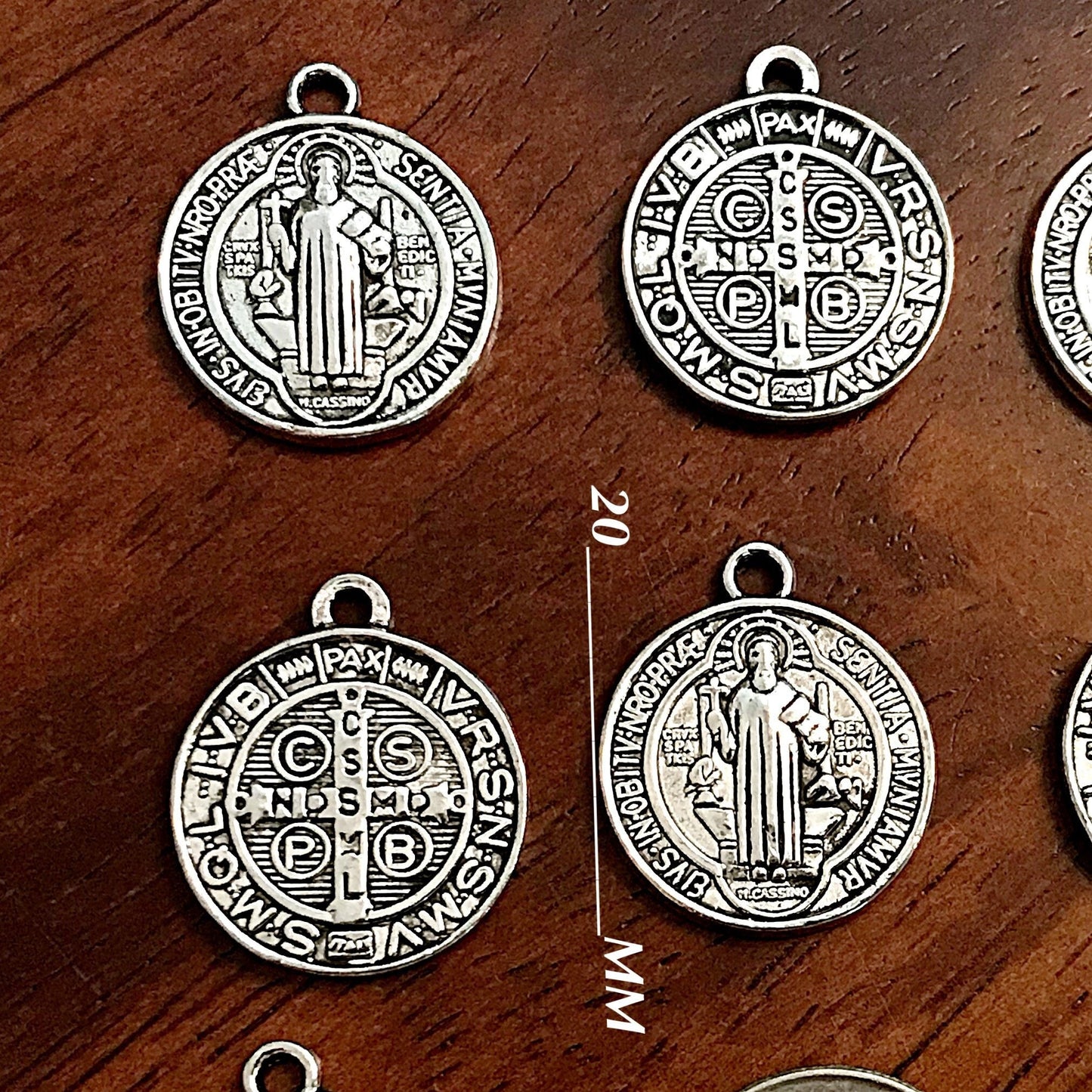 15pcs, Silver Saint Benedict Medal, Devil Chasing Medal, Protection Against Evil Amulet, Double Sided St Benedict Medals, 20mm in diameter
