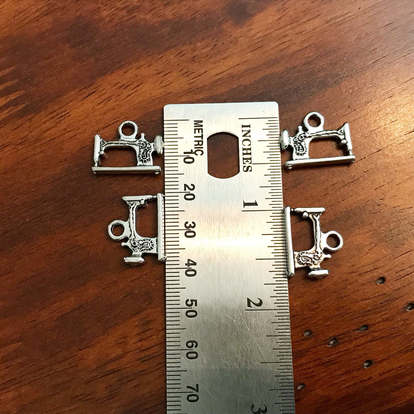 20pcs, Sewing Machine Charms, Sewing Charms, Quilting Charms, Antique Silver Charms, Sewing Machine Pendants, Scissor Charms, Findings