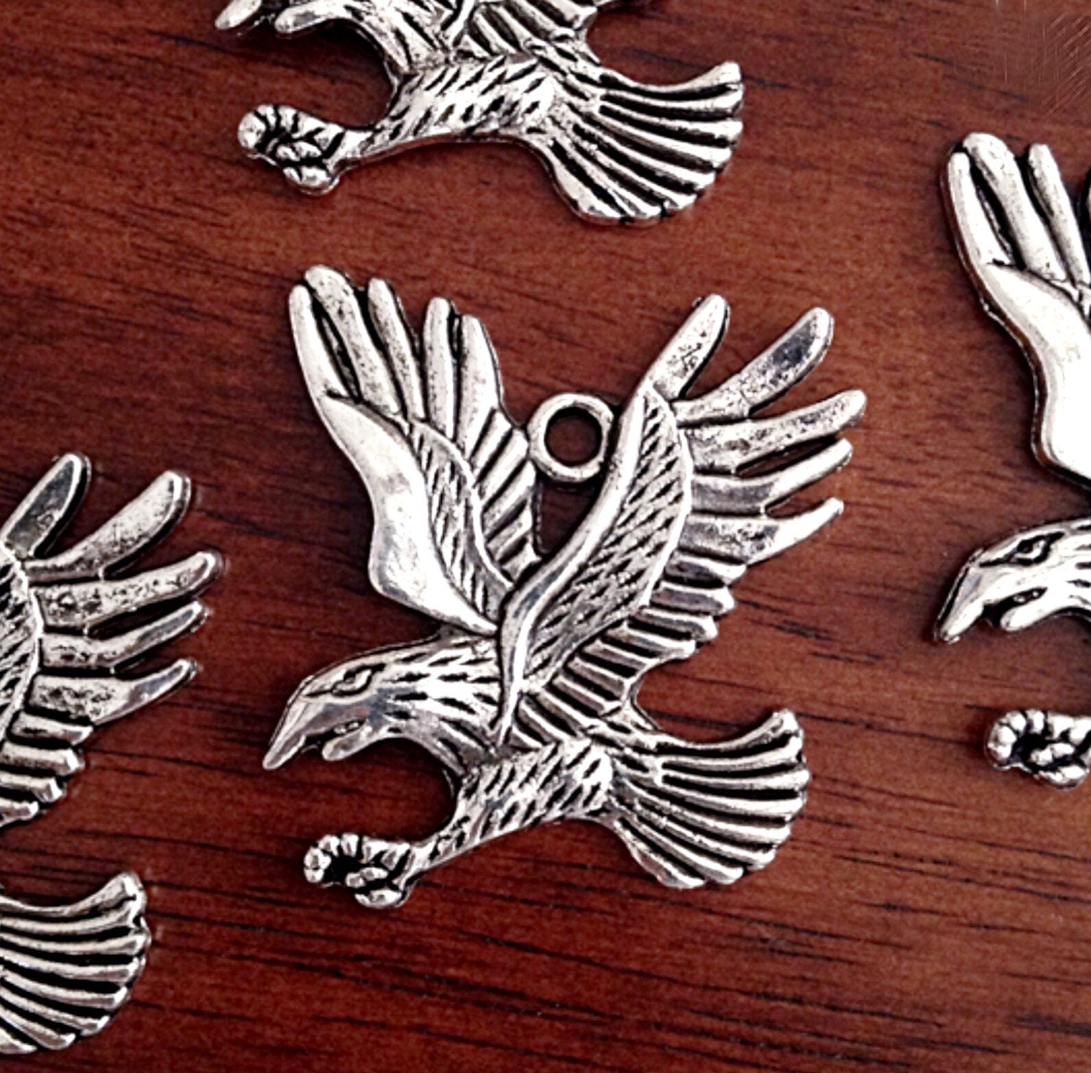 Eagle Charms, 15pcs, Eagle Pendants, Antique Silver Charms, American Eagle Charms, Bald Eagle Charm, Bird Charms, Hawk Charms, Findings