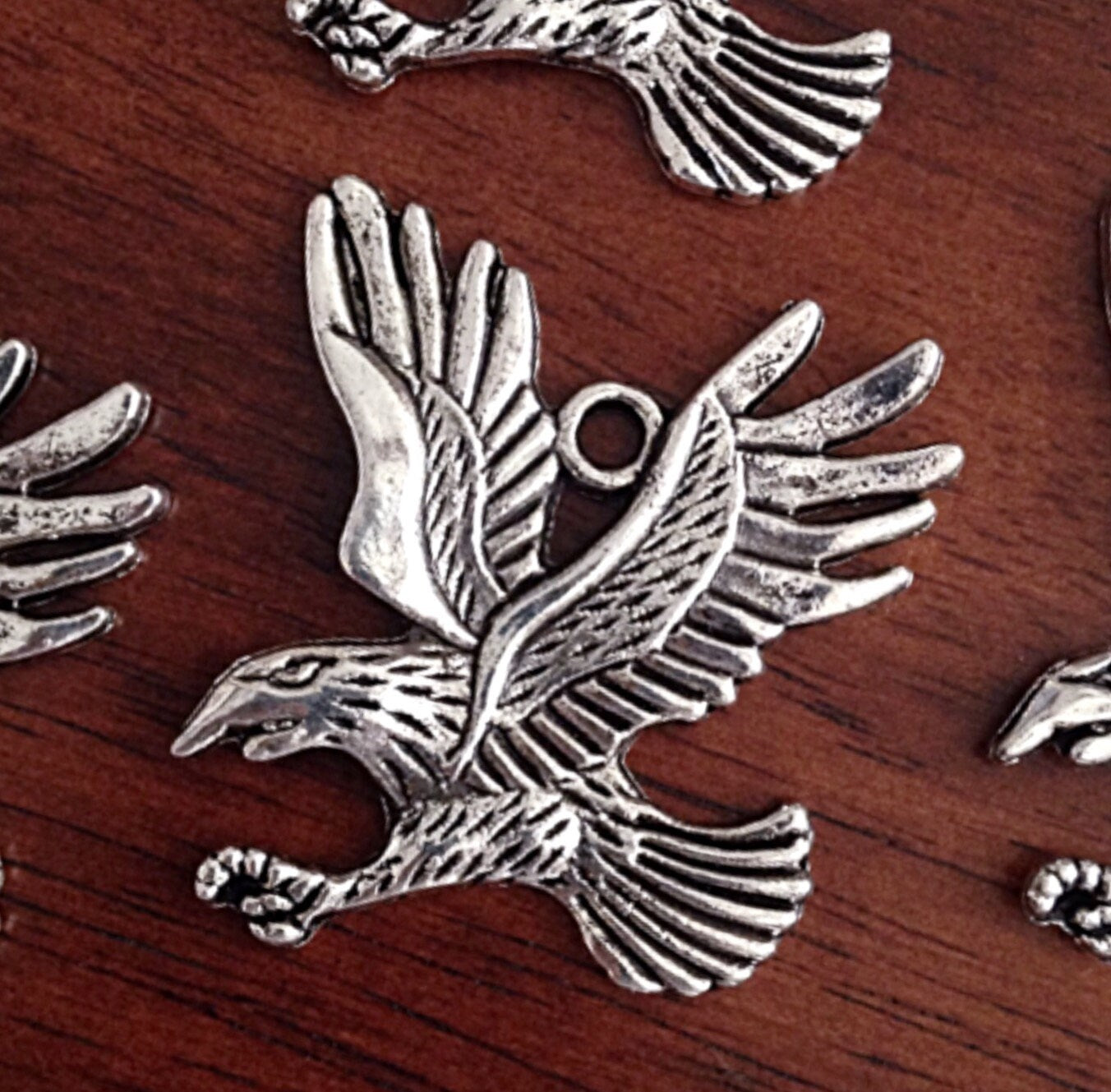 Eagle Charms, 15pcs, Eagle Pendants, Antique Silver Charms, American Eagle Charms, Bald Eagle Charm, Bird Charms, Hawk Charms, Findings