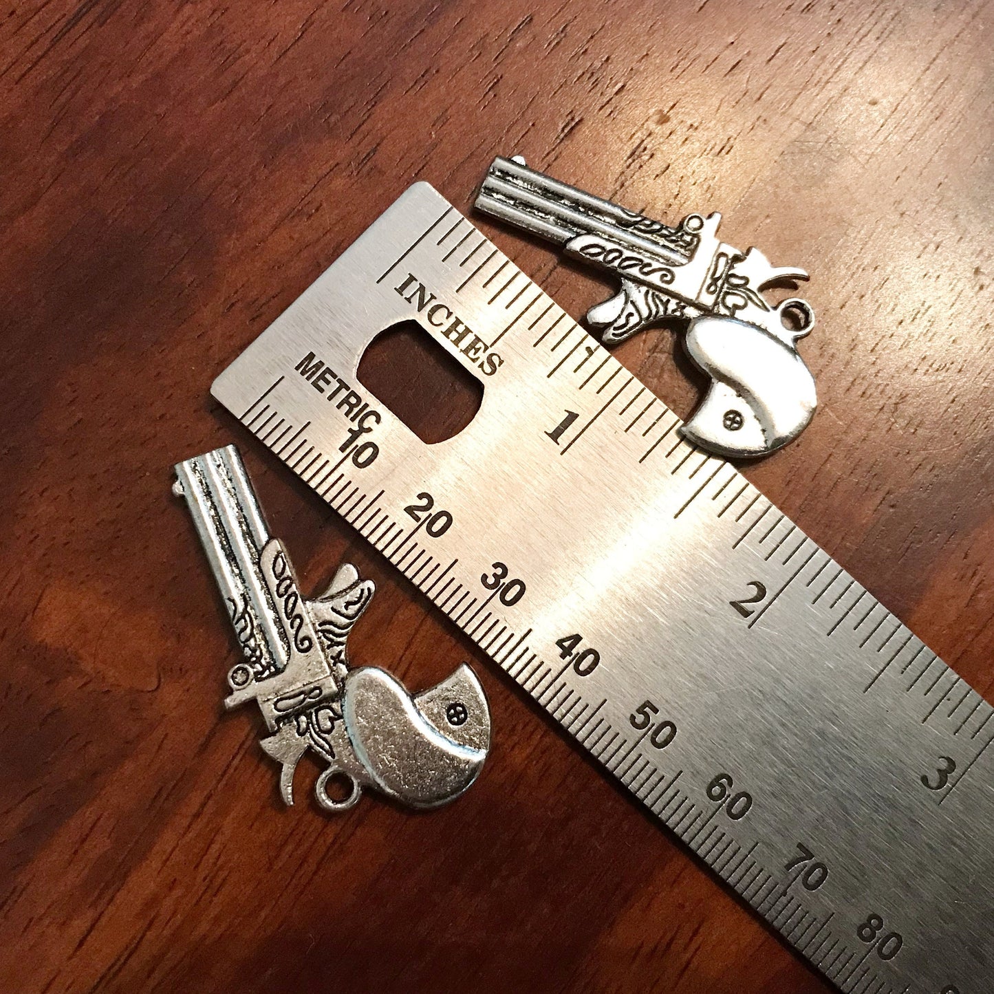 5pcs, Gun Charms, Antique Silver Charms, Gun Pendants, Pistol Charm, Double Sided Hand Gun Charms, Western Revolver Charms, Findings
