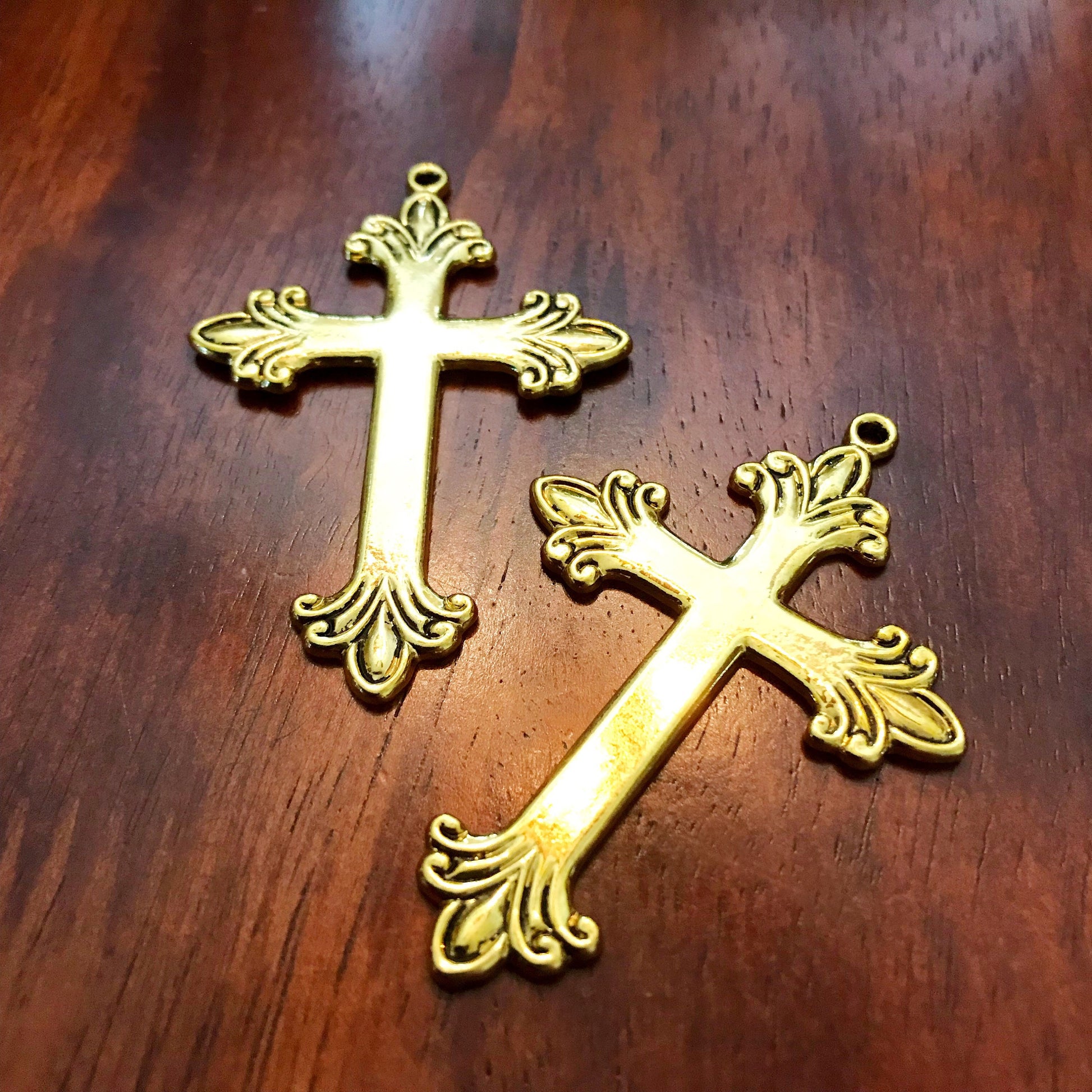 4 Large Gold Cross Pendants, Cross Charms, Antique Gold Cross Pendant, Fancy Cross Pendants, Rosary Cross, Rosary Charms, Findings