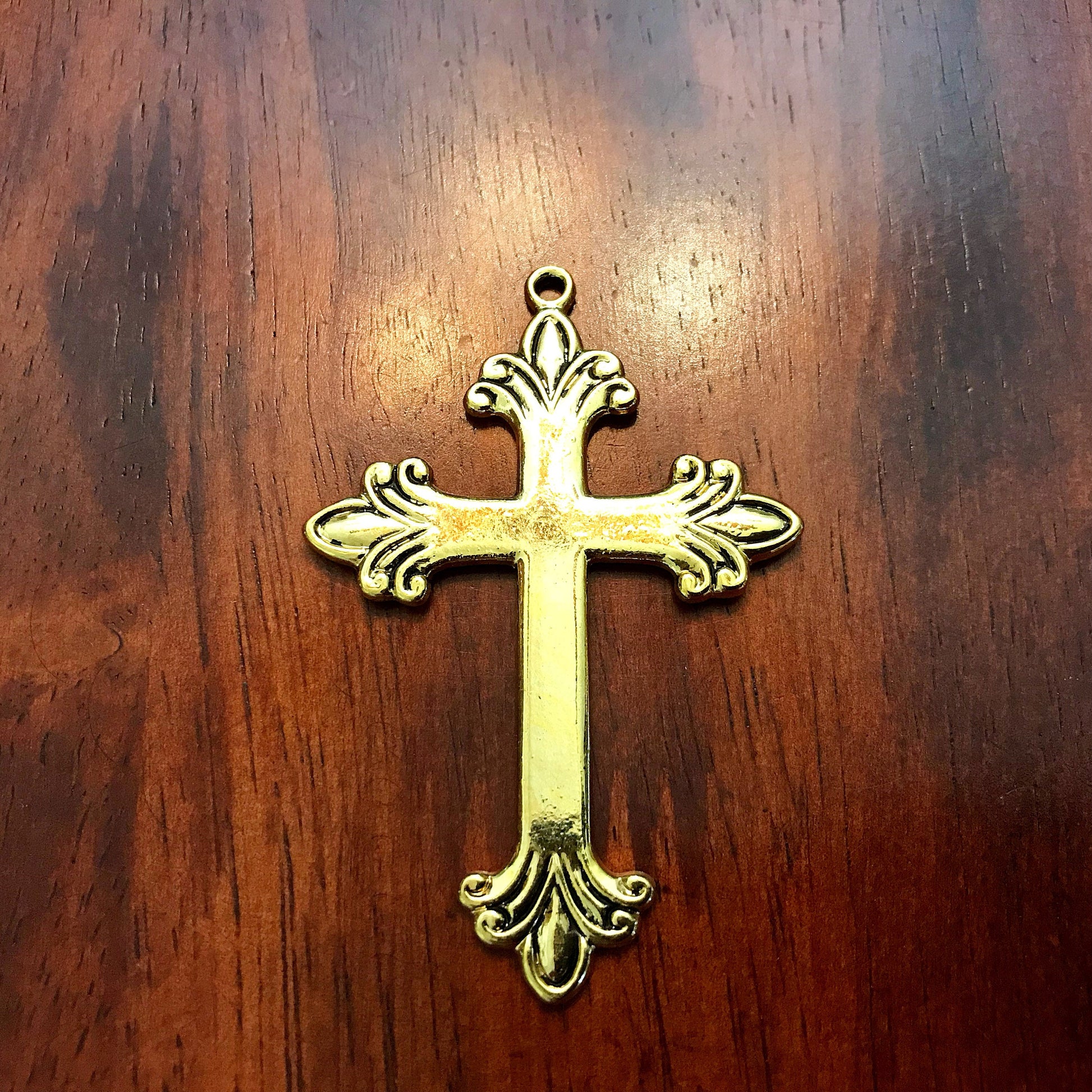 4 Large Gold Cross Pendants, Cross Charms, Antique Gold Cross Pendant, Fancy Cross Pendants, Rosary Cross, Rosary Charms, Findings