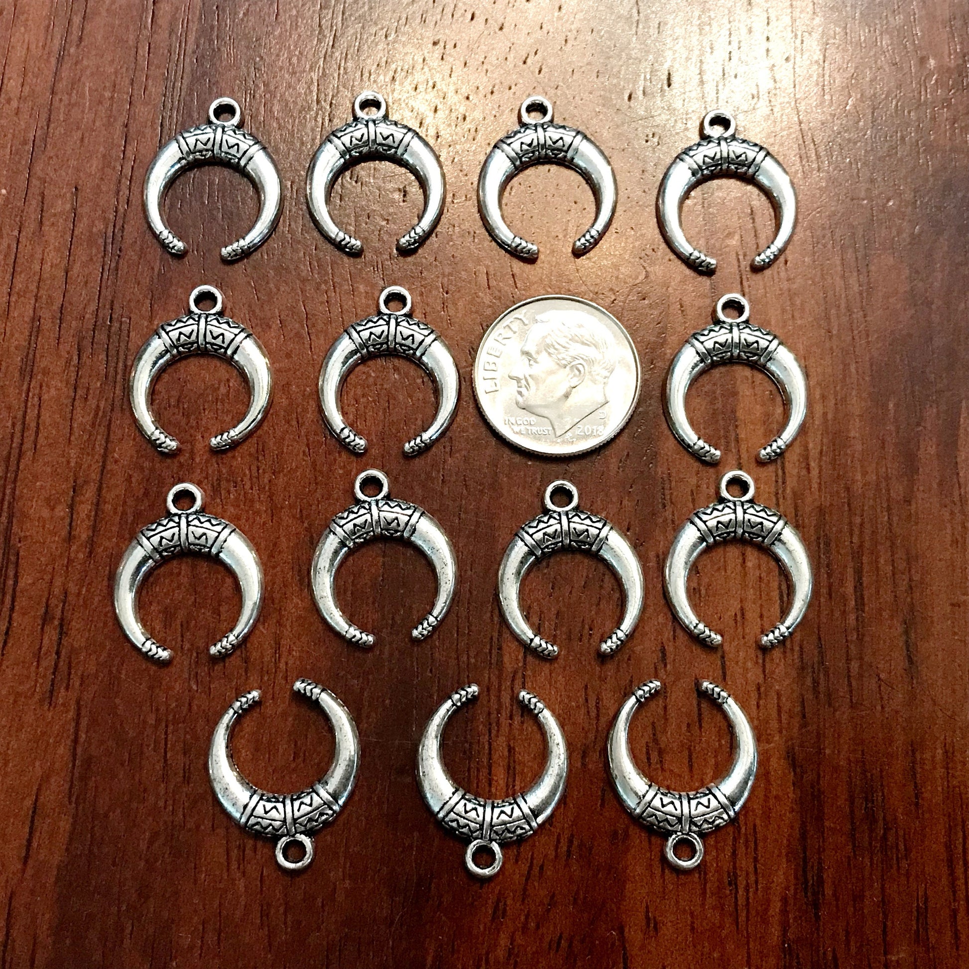 50pcs, Crescent Moon Charms, Horn Charms, Tribal Charms, Silver Tusk Charms, Boho Moon Charms, Crescent Moon Pendants, Findings