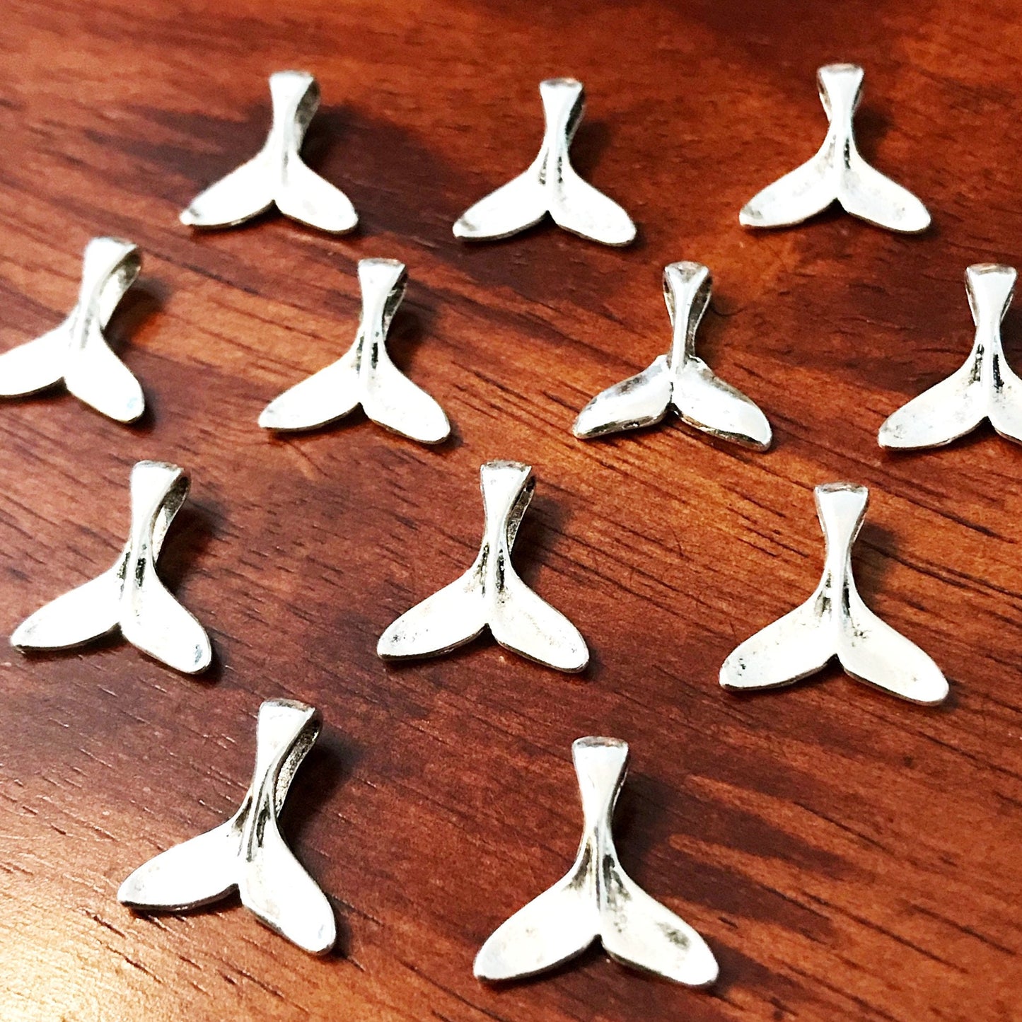 25pcs, Whale Tail Charms, Whale Charms, Fish Tail Charms, 3D Charms, Mermaid Tail Charms, Ocean Fish Charms, Dolphin Charms, Killer Whale