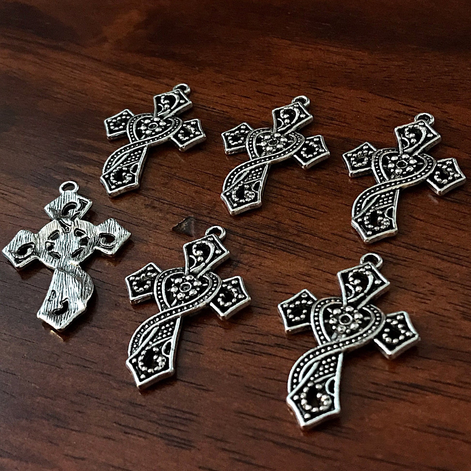 6pcs, Cross Charms, Antique Silver Charms, Silver Cross Charms, Fancy Cross Charms, Cross Pendants, Fndings, Silver and Black Cross Pendant