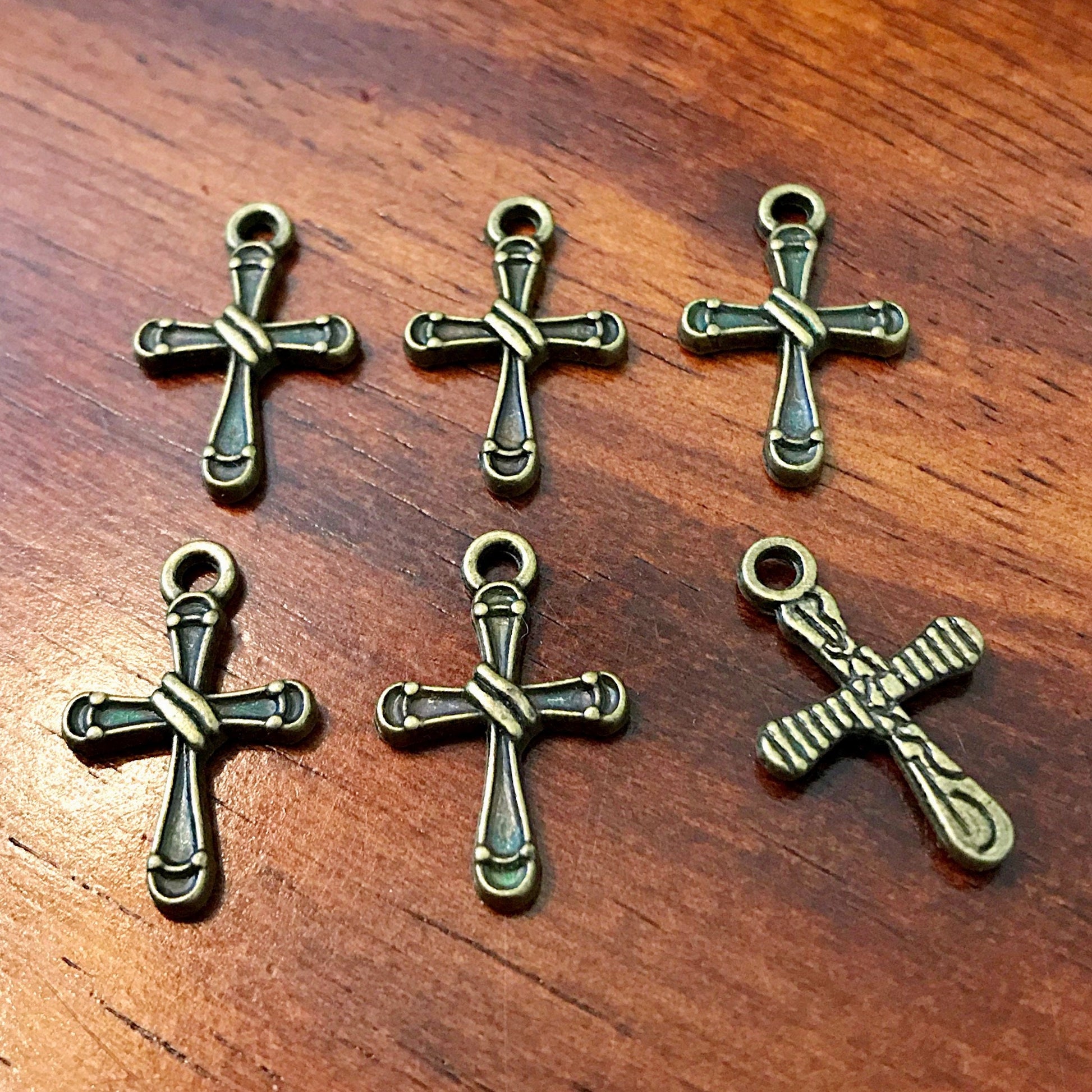 25pcs, Cross Charms, Antique Bronze Charms, Crucifix Charms, Beautiful Cross Charms, Fancy Cross Charms, Bronze Cross Pendants, Finding