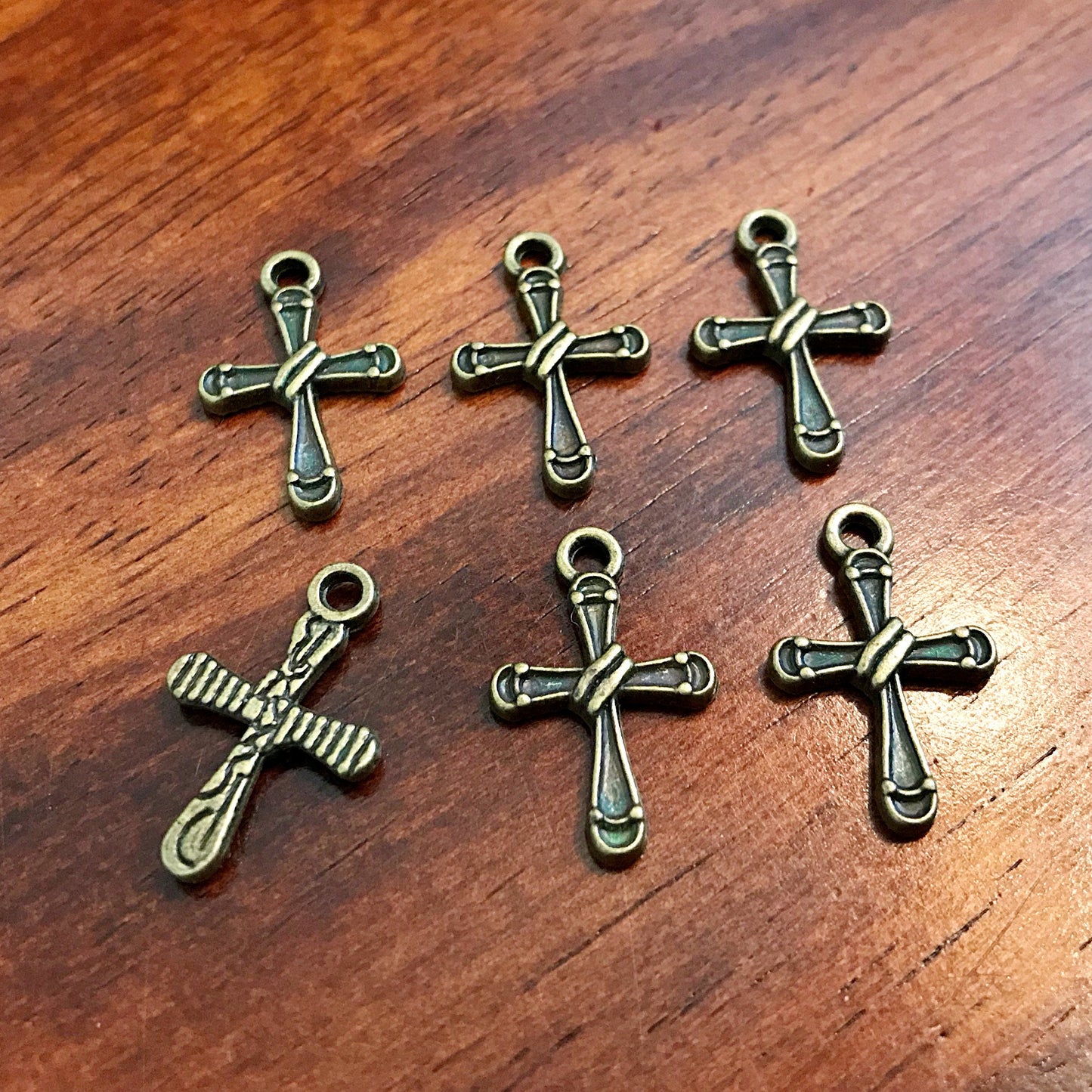 25pcs, Cross Charms, Antique Bronze Charms, Crucifix Charms, Beautiful Cross Charms, Fancy Cross Charms, Bronze Cross Pendants, Finding