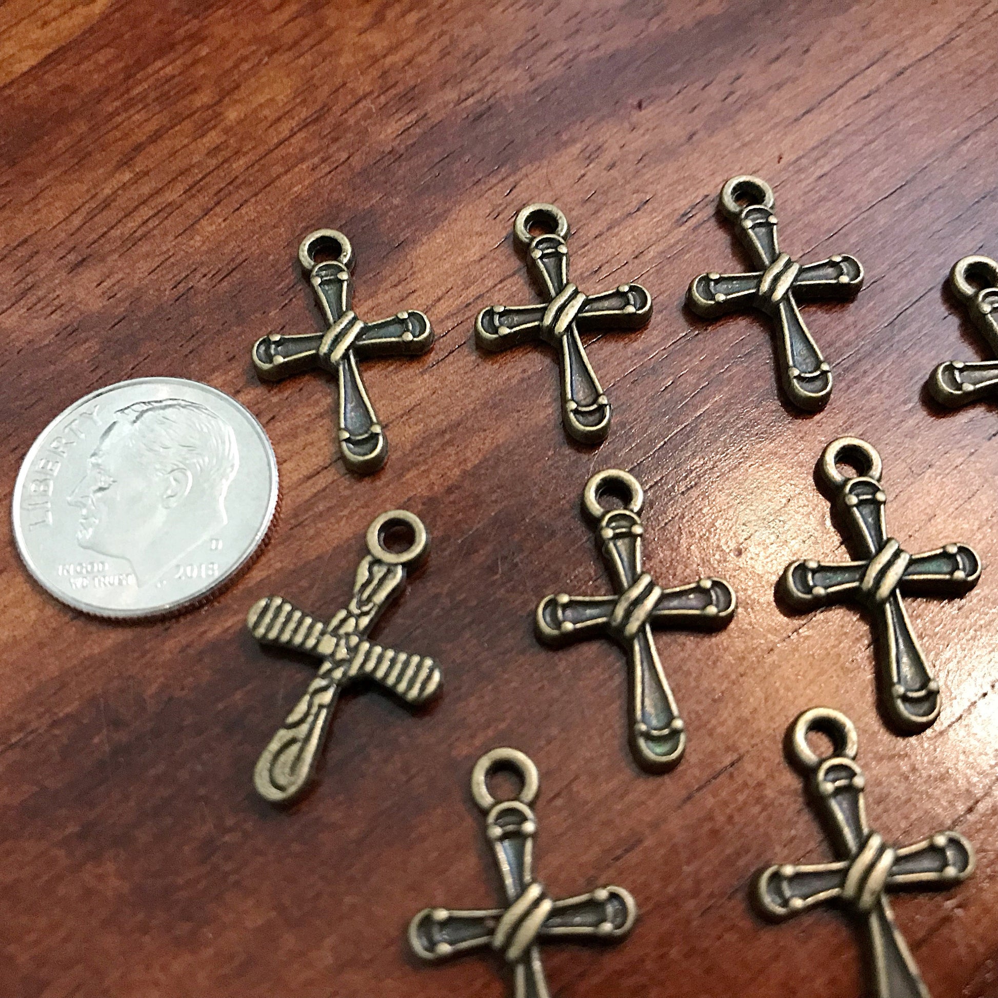 25pcs, Cross Charms, Antique Bronze Charms, Crucifix Charms, Beautiful Cross Charms, Fancy Cross Charms, Bronze Cross Pendants, Finding
