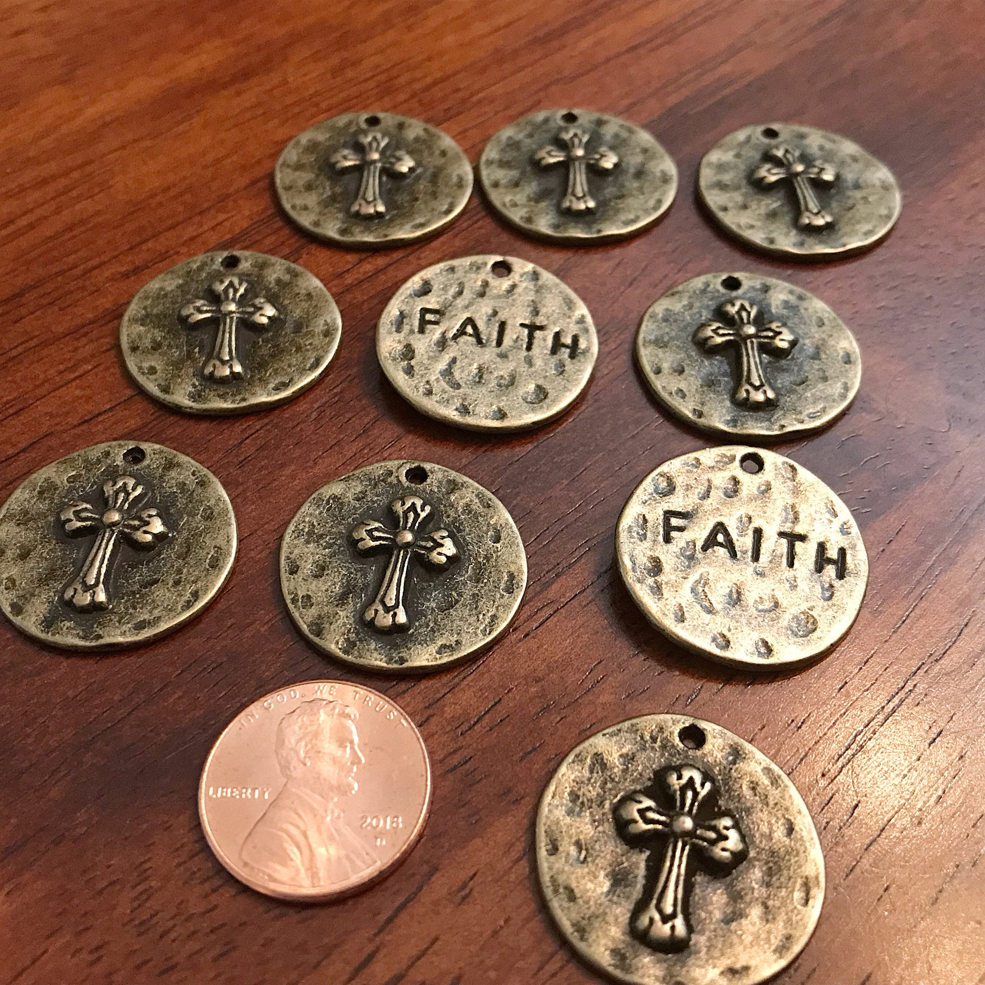 5pcs, Large Faith Charms, Round Faith Charms, Antique Bronze Cross Charms, Round Cross Charms, Hammered Cross Pendants, Disc Cross, Findings